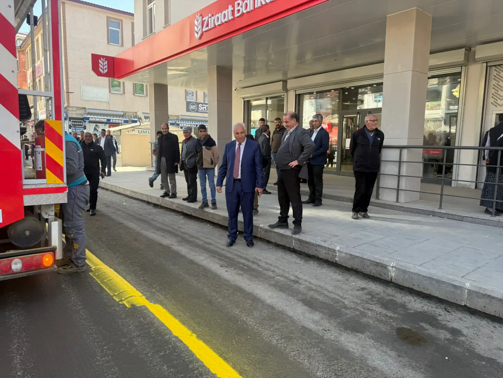 Eleşkirt'te yollar yenilendi, çizgiler çekildi