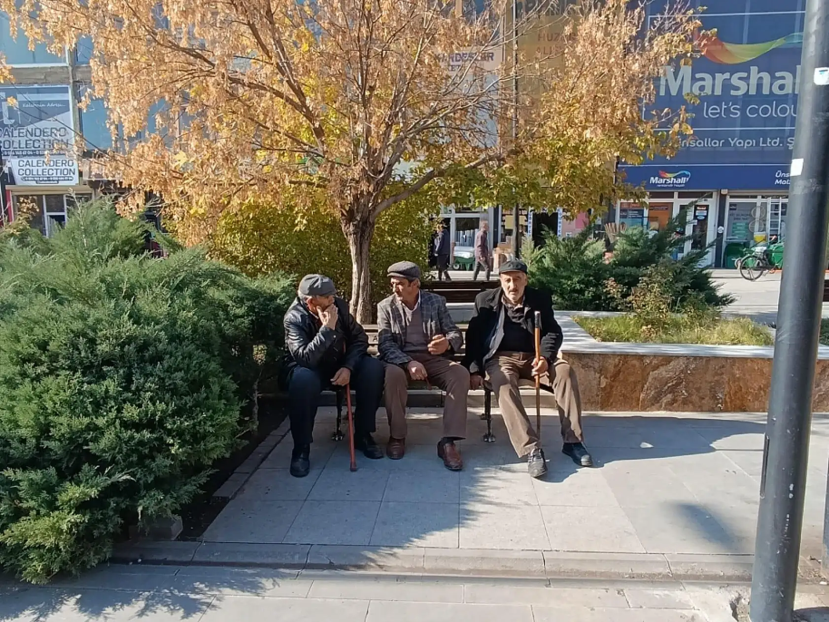 Ağrı'da kış gelmeden önceki son güneşli gün böyle geçti