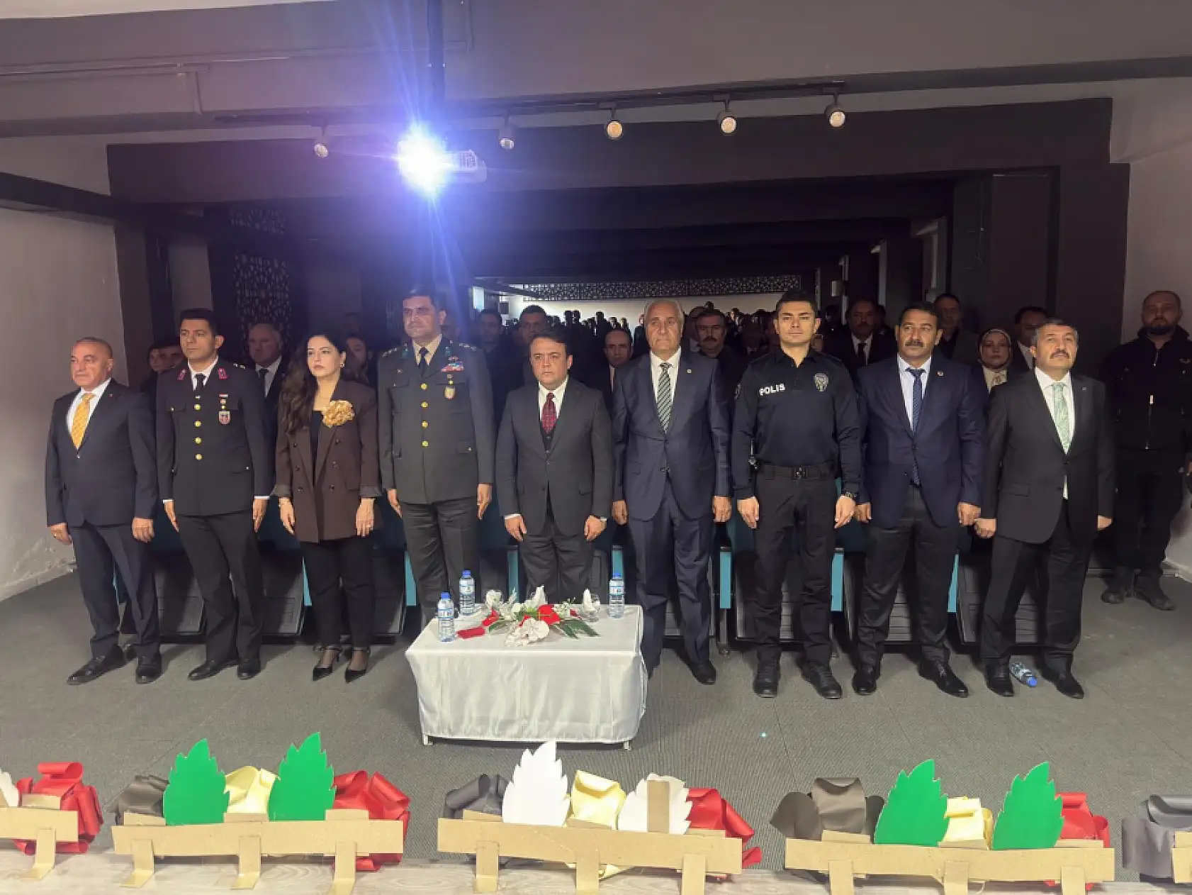 Eleşkirt'te 24 Kasım programı yoğun ilgiyle gerçekleşti