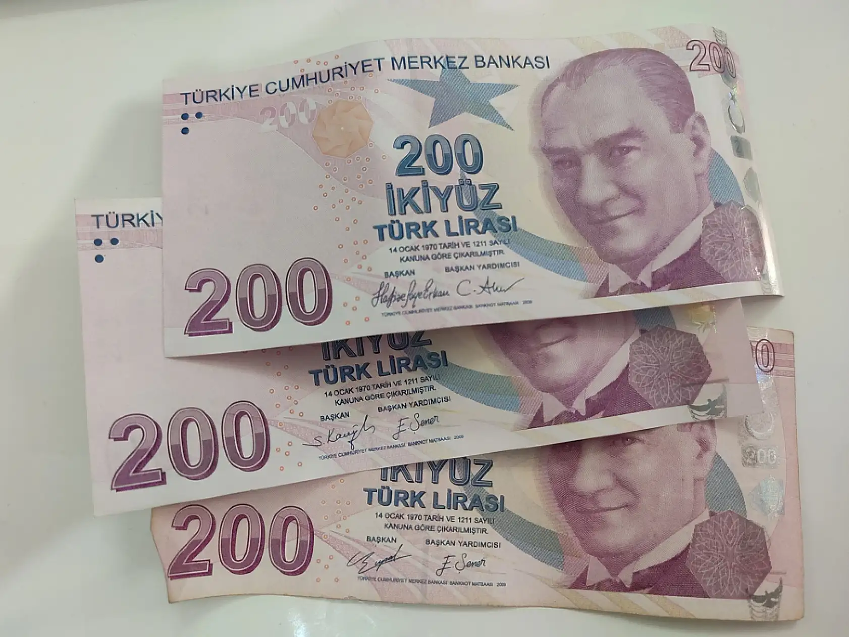 SGK'dan Maaş Kesintisi Düzenlemesi: Prim Borcu Bulunan Emeklilere Yüzde 10 Kesinti Uygulanacak