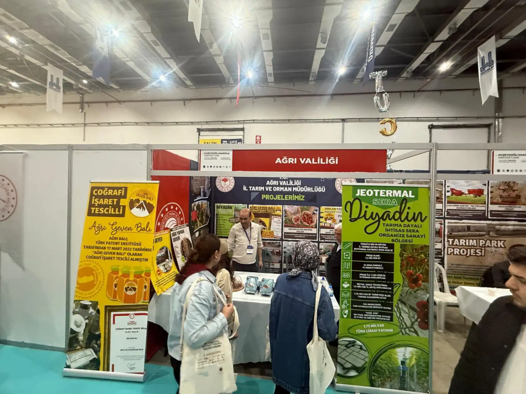 KUDAKAF'25'te Ağrı Valiliği stantları ve Doğubayazıt aşuresi ilgi odağı oldu