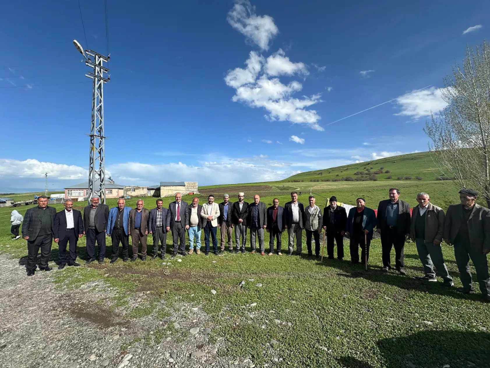 Eleşkirt'te barış rüzgarı esti Başkan Yakut akraba aileleri buluşturdu