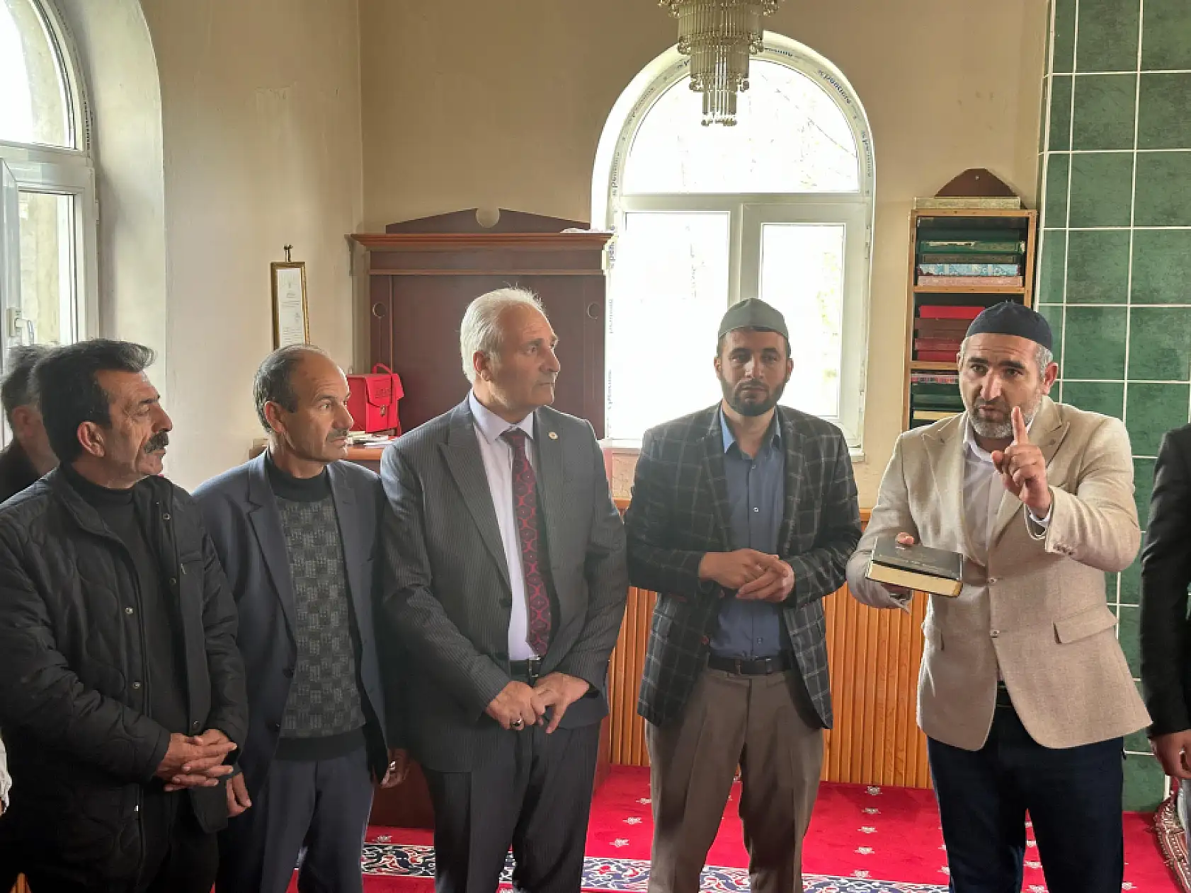 Eleşkirt'te barış rüzgarı esti Başkan Yakut akraba aileleri buluşturdu