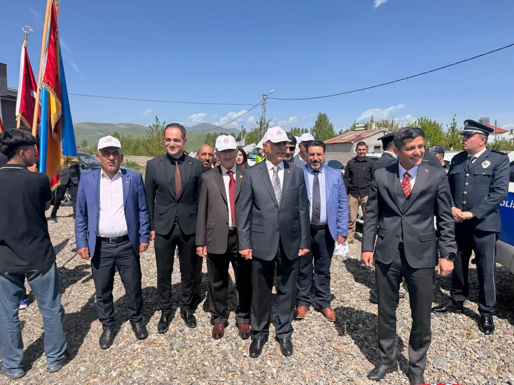 Hamur'da gençlik haftası renkli etkinliklerle tamamlandı