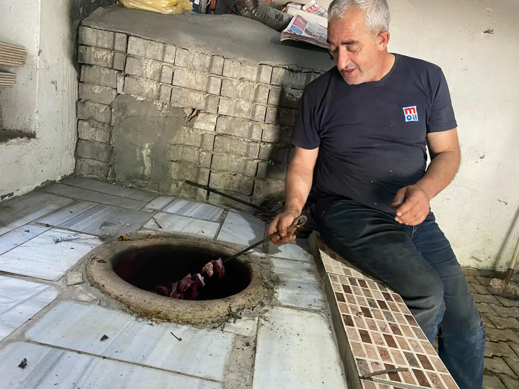 Tutak'ta bayram sofralarını geleneksel tandır süsledi