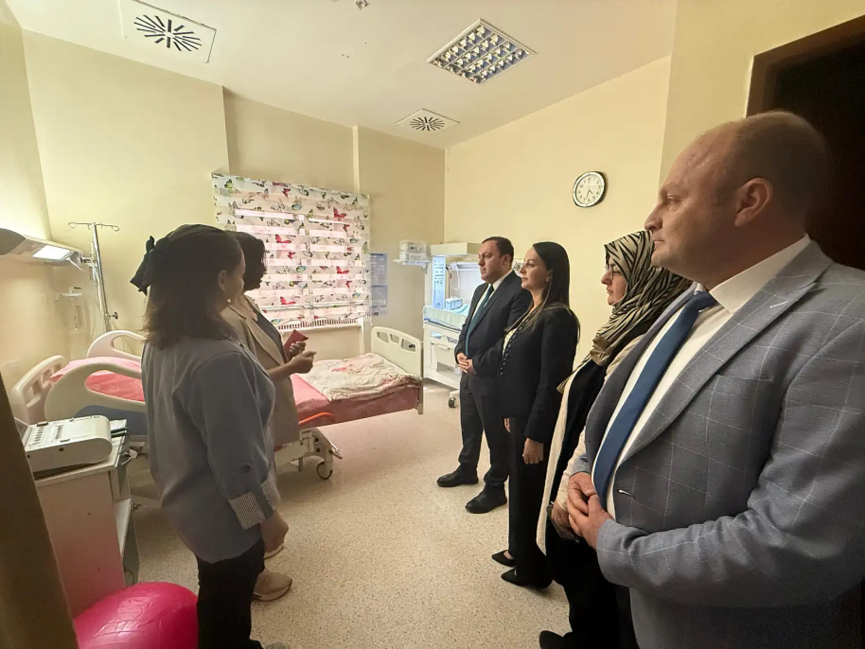 Patnos Devlet hastanesi 'anne dostu hastane'belgesi aldı