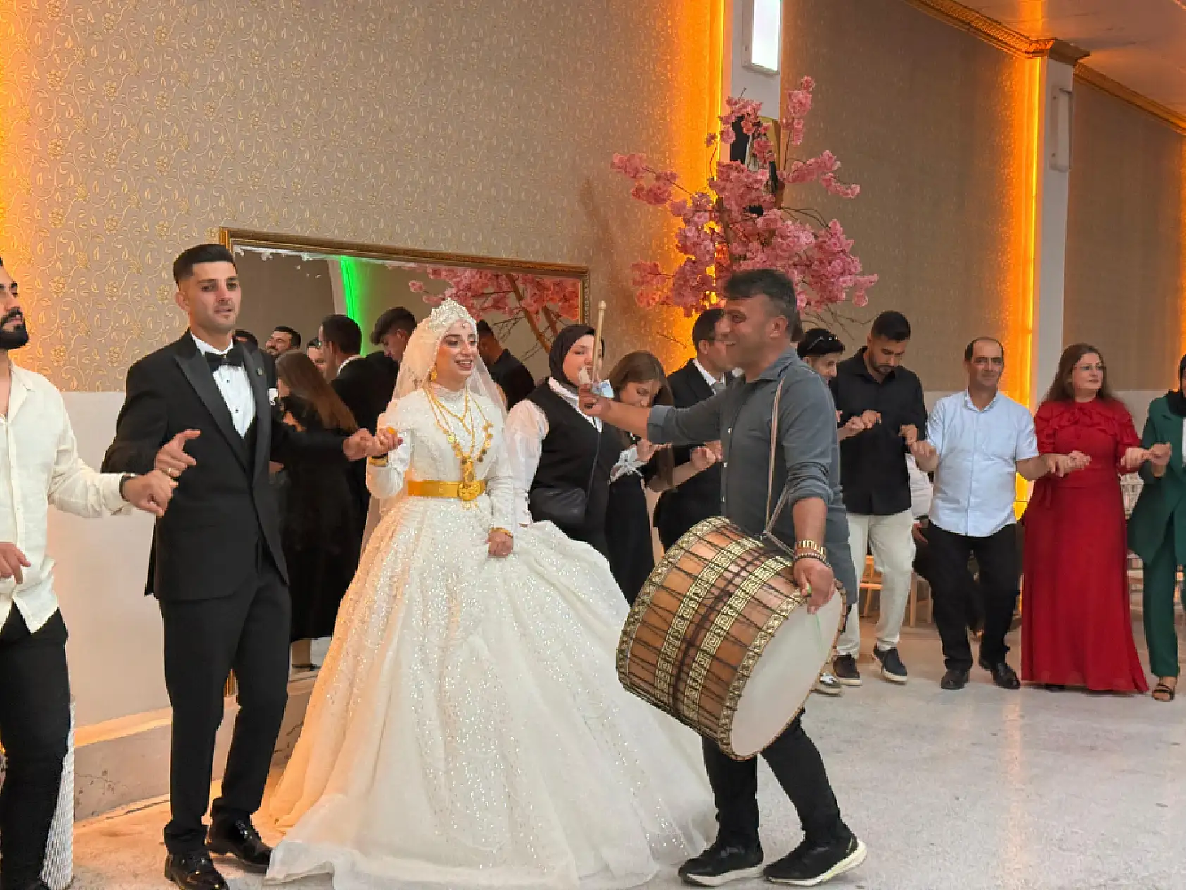 Düğün sezonu Ağrı'da Temmuzla birlikte canlandı