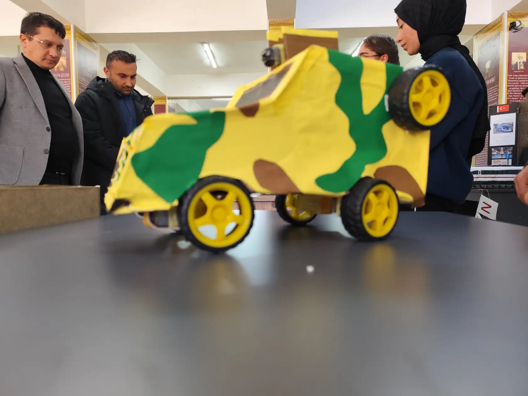 Tutum, Yatırım ve Türk Malları Haftası Tutak'ta teknoloji fuarına dönüştü