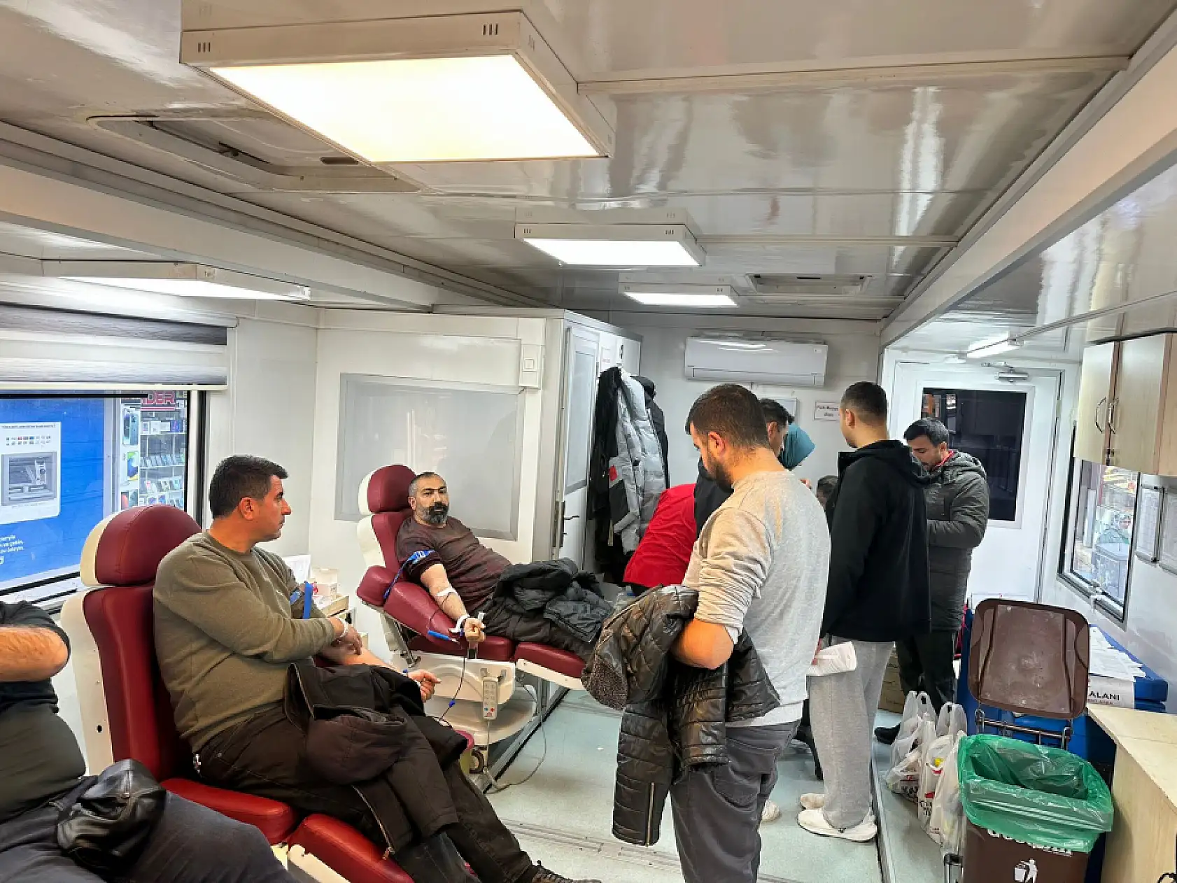 Kızılay kan bağış aracı cumartesi gününe kadar Doğubayazıt'ta