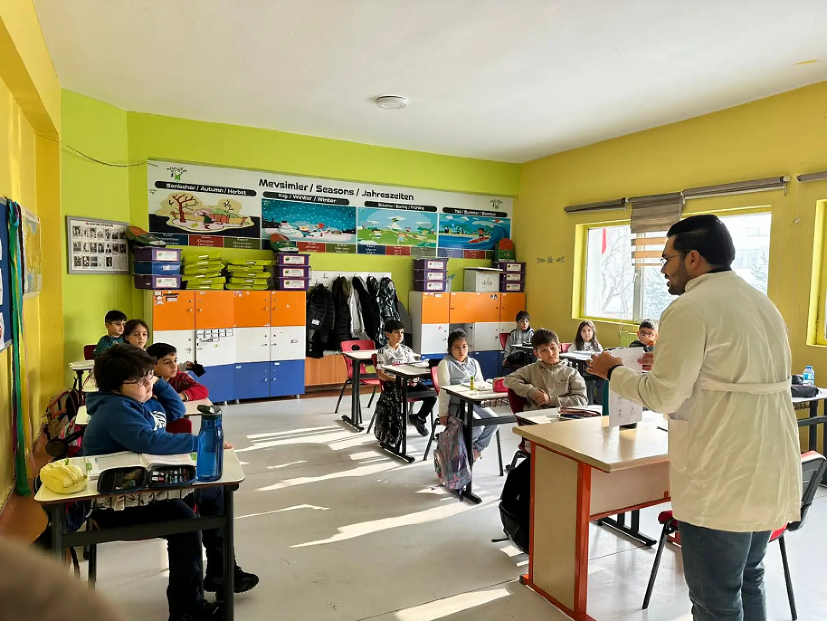 Ağrı'da kar tatilinin ardından okullarda yeni yılın ilk dersi işlendi