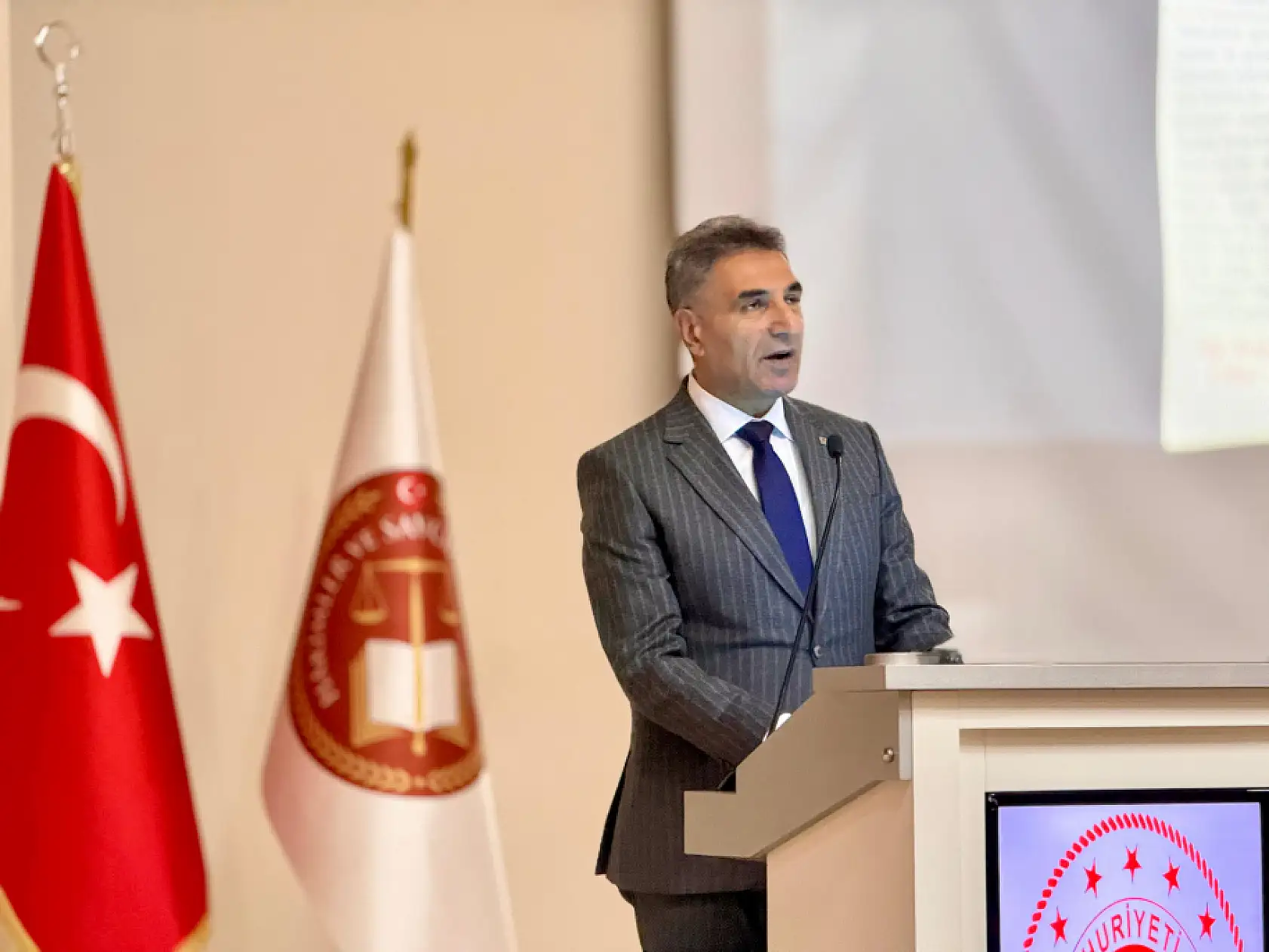 Ağrı'da gençlere kritik uyarı: 'Kolay Para' tuzağına dikkat