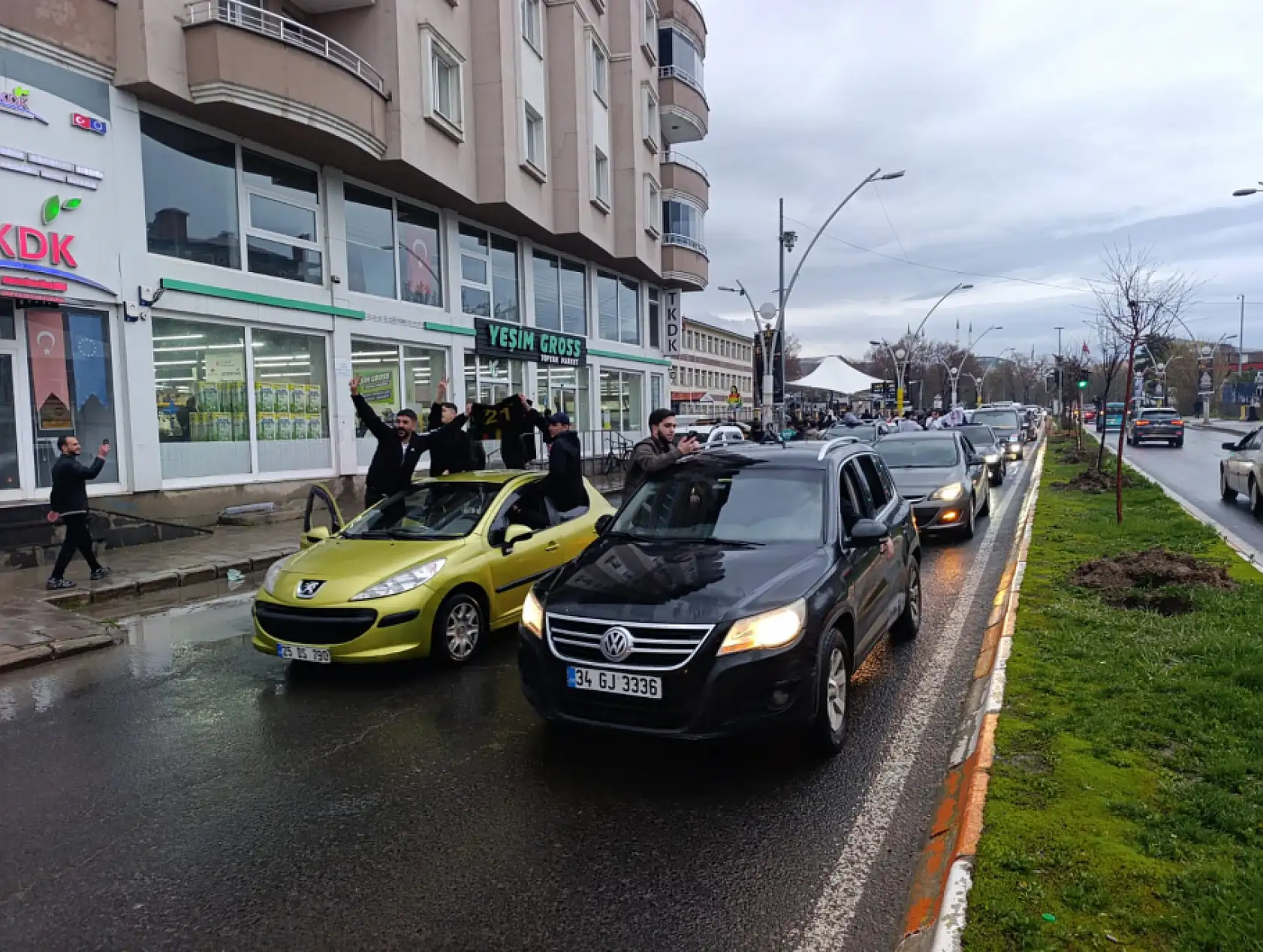 Amedspor sevinci Ağrı'yı bayram yerine çevirdi