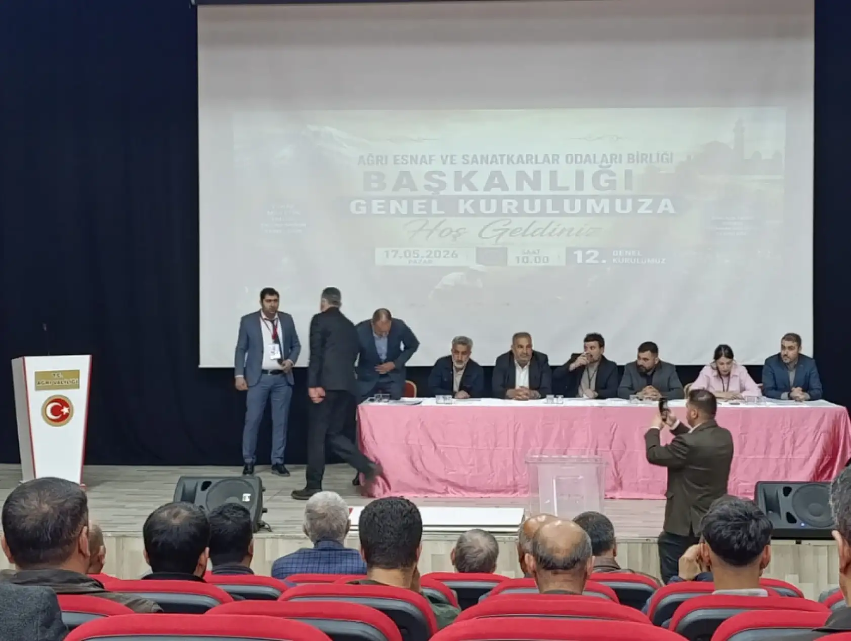 Ağrı Esnaf Odaları Birliği'nde yeni dönem: Başkanlığa Hatunoğlu seçildi