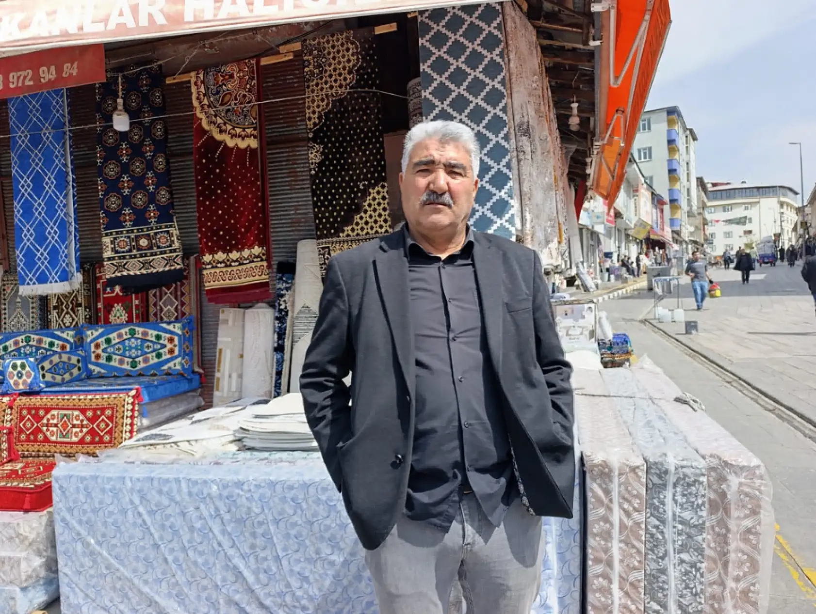 Ağrı'da bayram öncesi doğalgaz çalışması tartışması! Esnaf kazıya izin vermedi