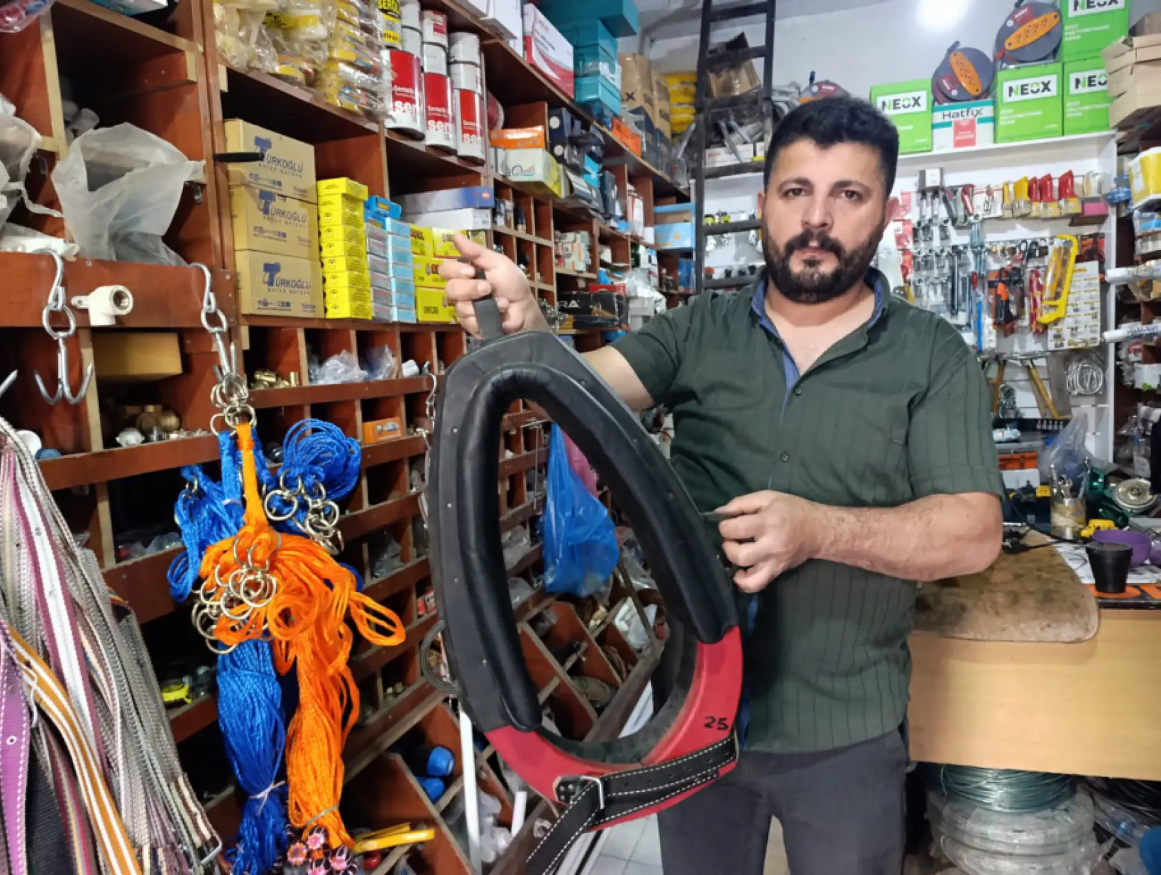 Ağrı'da ot biçme sezonu öncesi çiftçiler ekipman arayışında