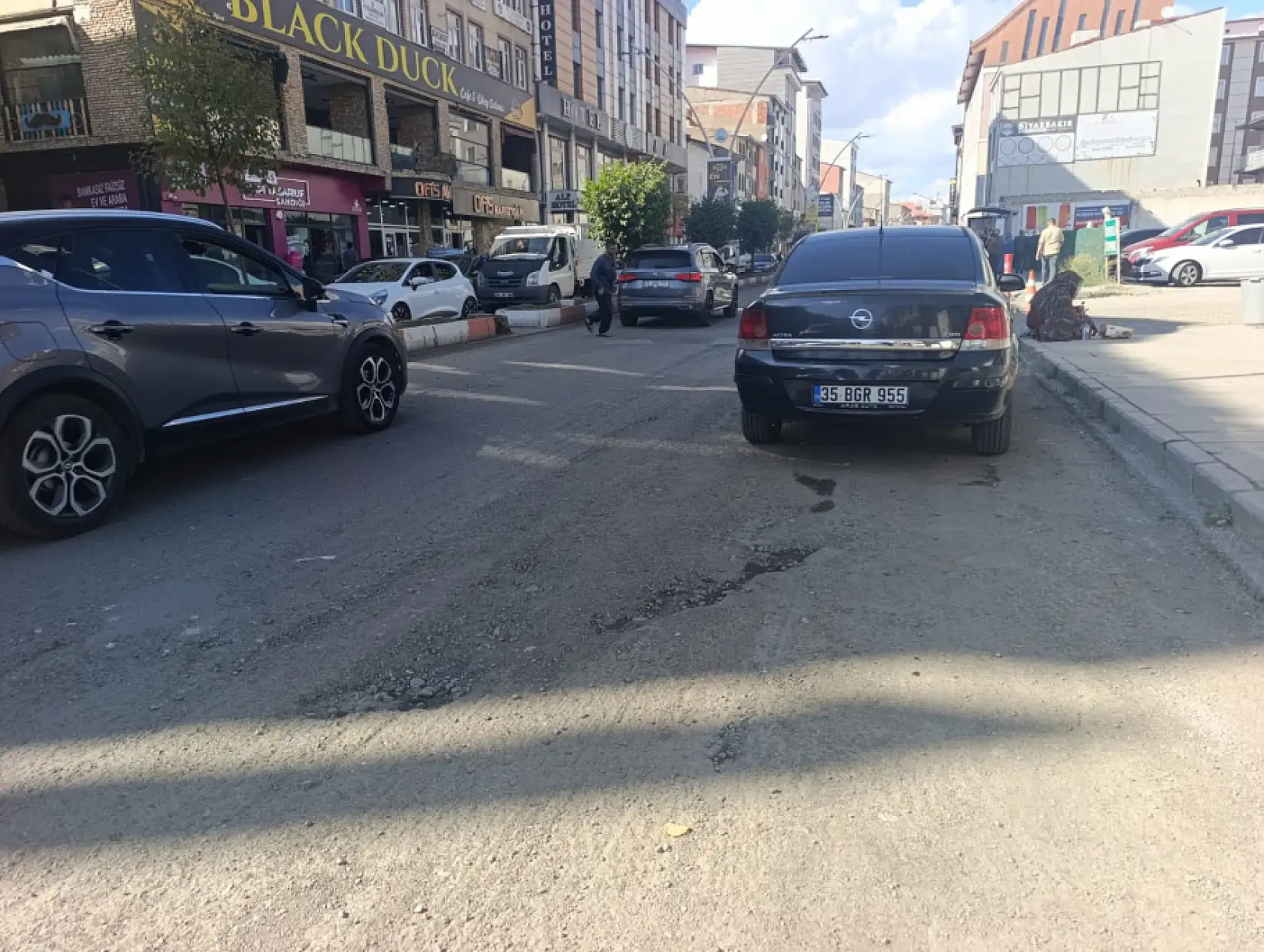 Ağrı'da okullar açılmadan bu yolun tamamlanması bekleniyor!
