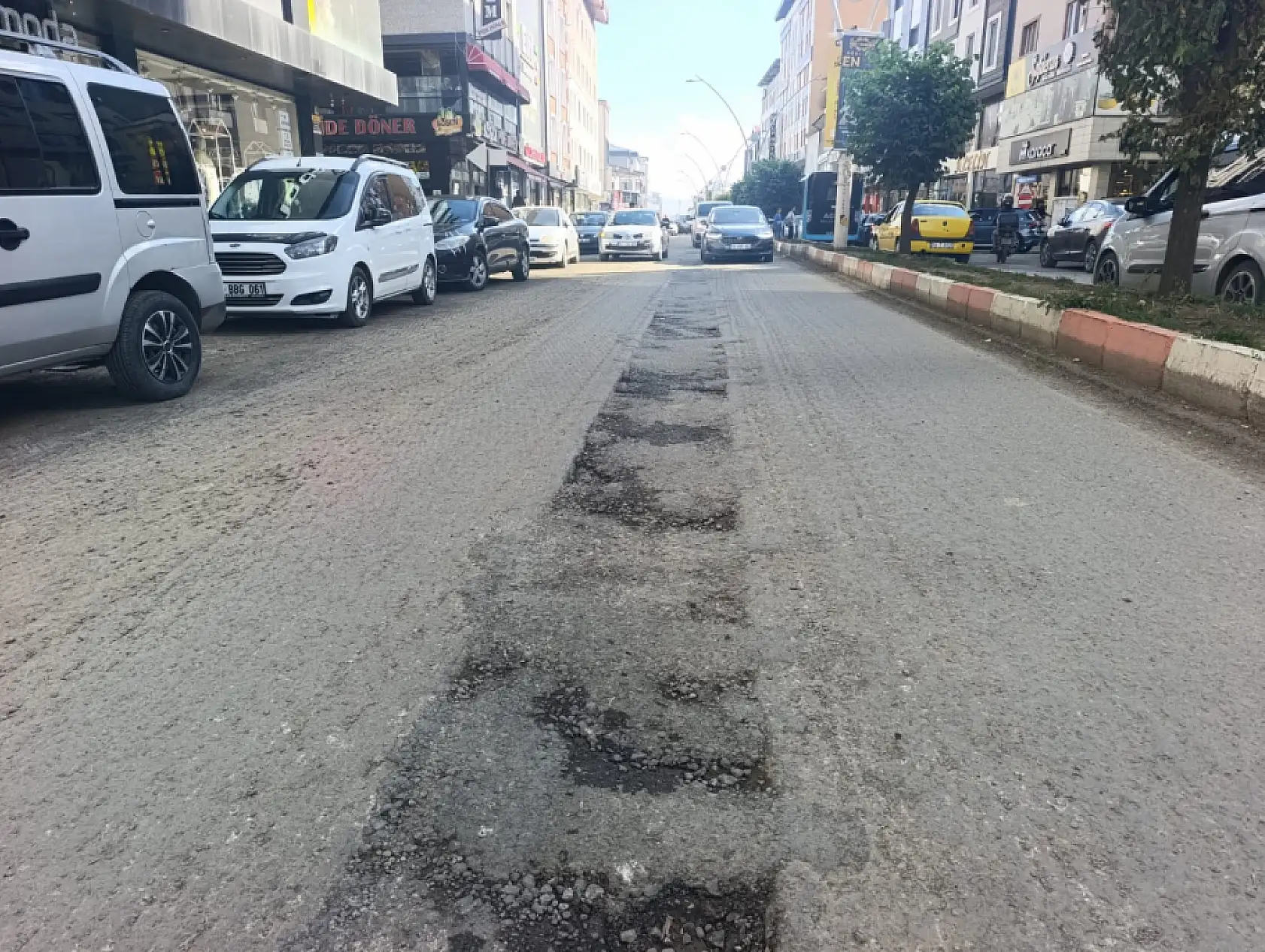 Ağrı'da kazılan yollar tepki çekti! Kağızman ve Yeni Van caddelerinde asfalt bekleniyor