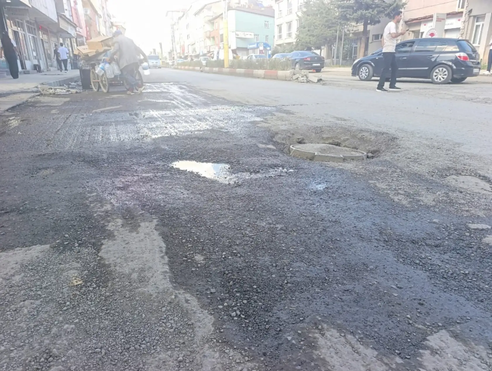 Ağrı'da kazılan yollar tepki çekti! Kağızman ve Yeni Van caddelerinde asfalt bekleniyor