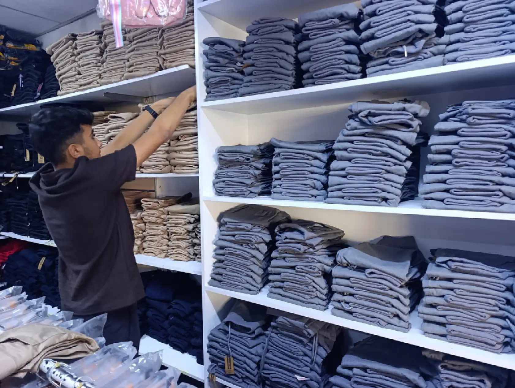 Ağrı'da okul alışverişi telaşı başladı! Velilere 'Son güne bırakmayın' uyarısı
