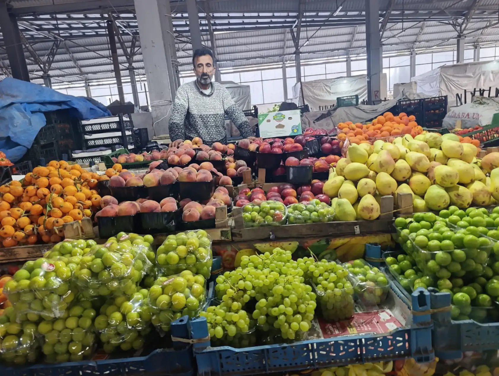 25 yıldır bayram demeden çalışıyor! Tezgâhını bir gün bile kapatmadı