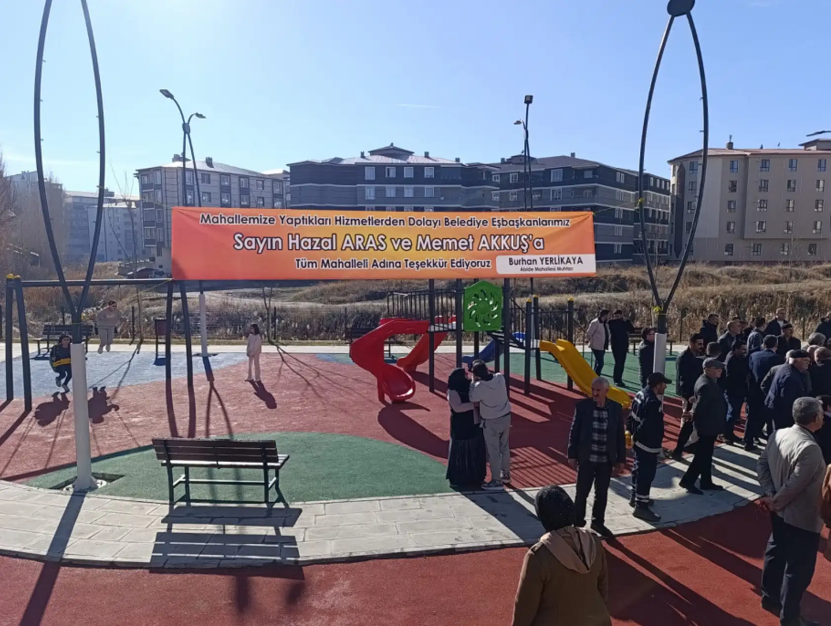 Ağrı'da Sırrı Süreyya Önder anısına park açıldı, çocukların sevinci açılışa renk kattı