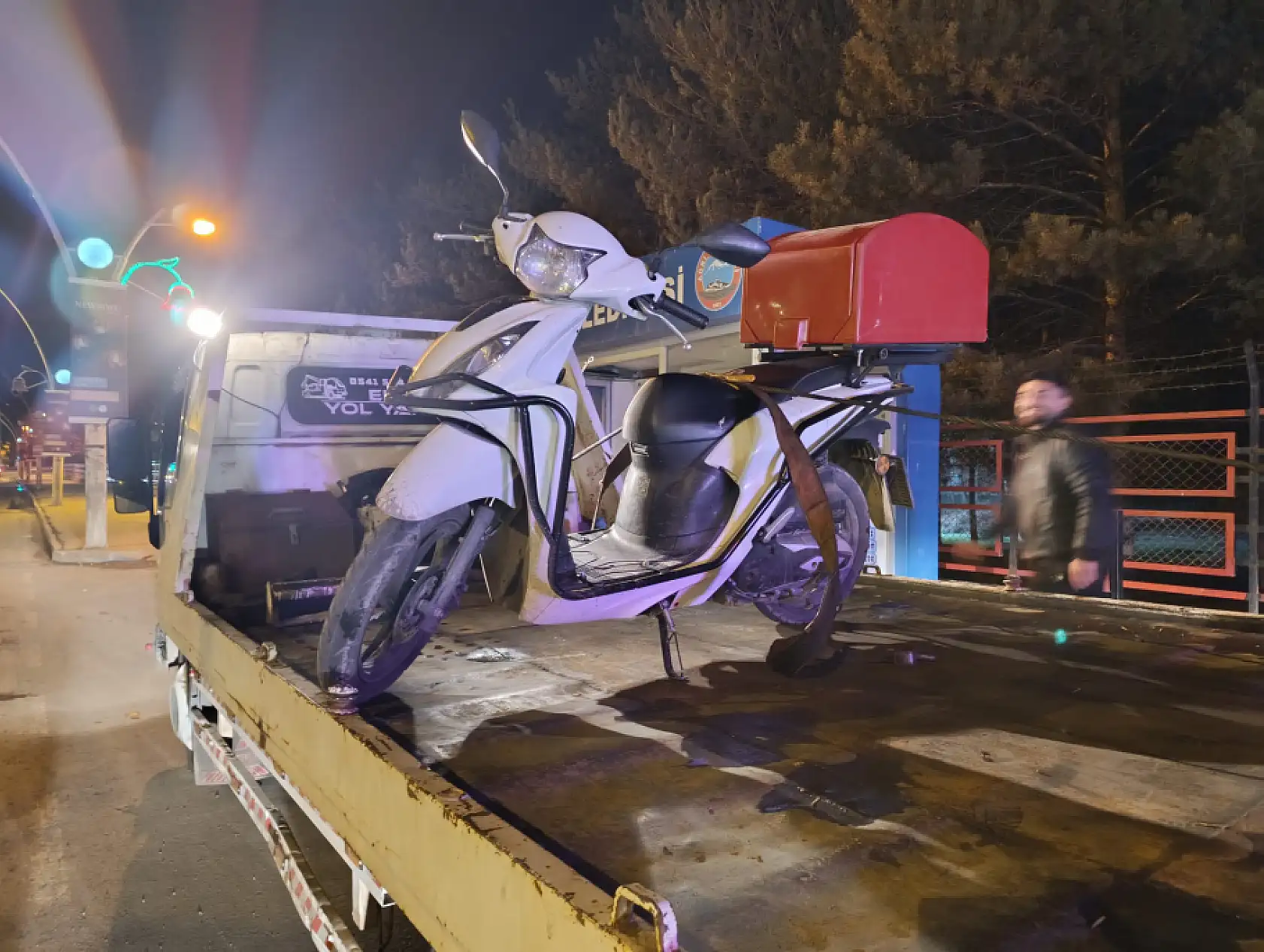 Ağrı'da trafik polisleri bayramda can güvenliği için nöbetteydi