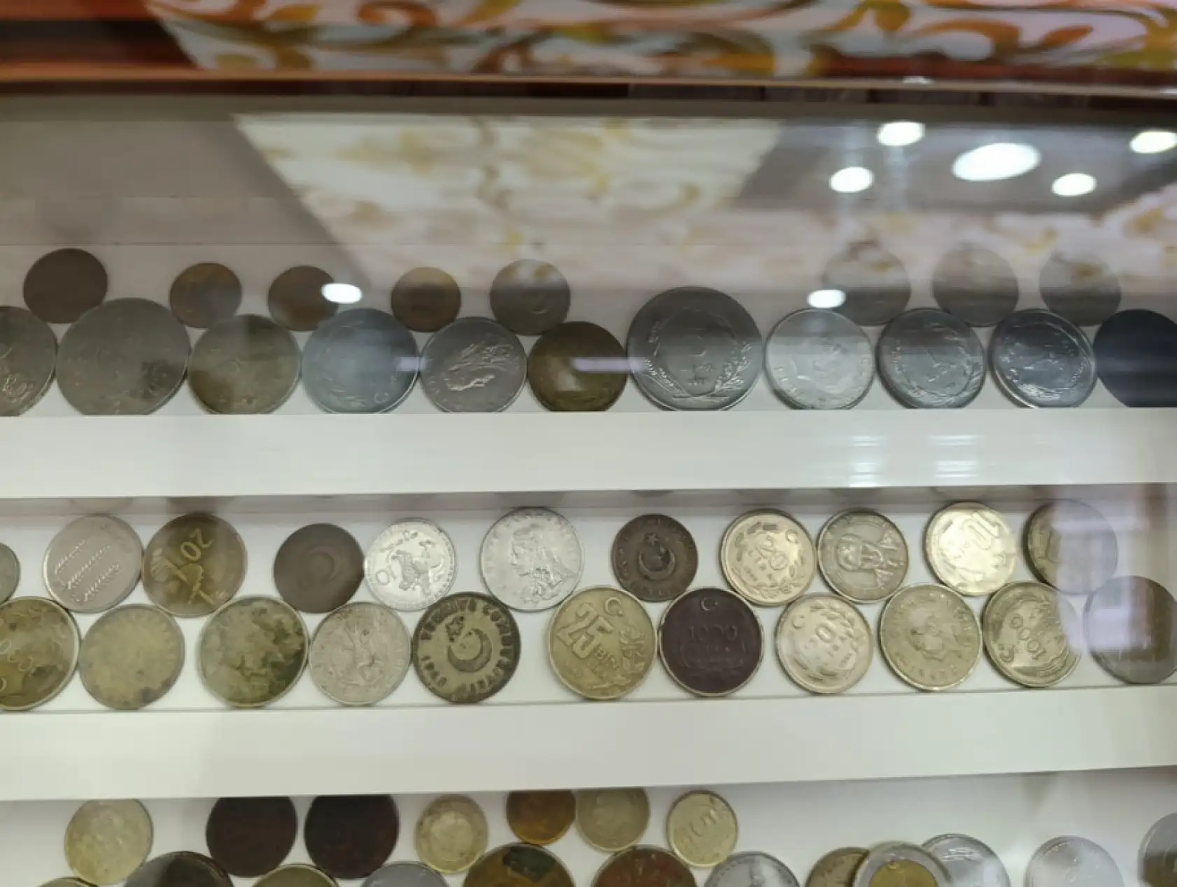 Ağrılı iş insanı Kaya'nın biriktirdiği eski paralar, koleksiyona dönüştü