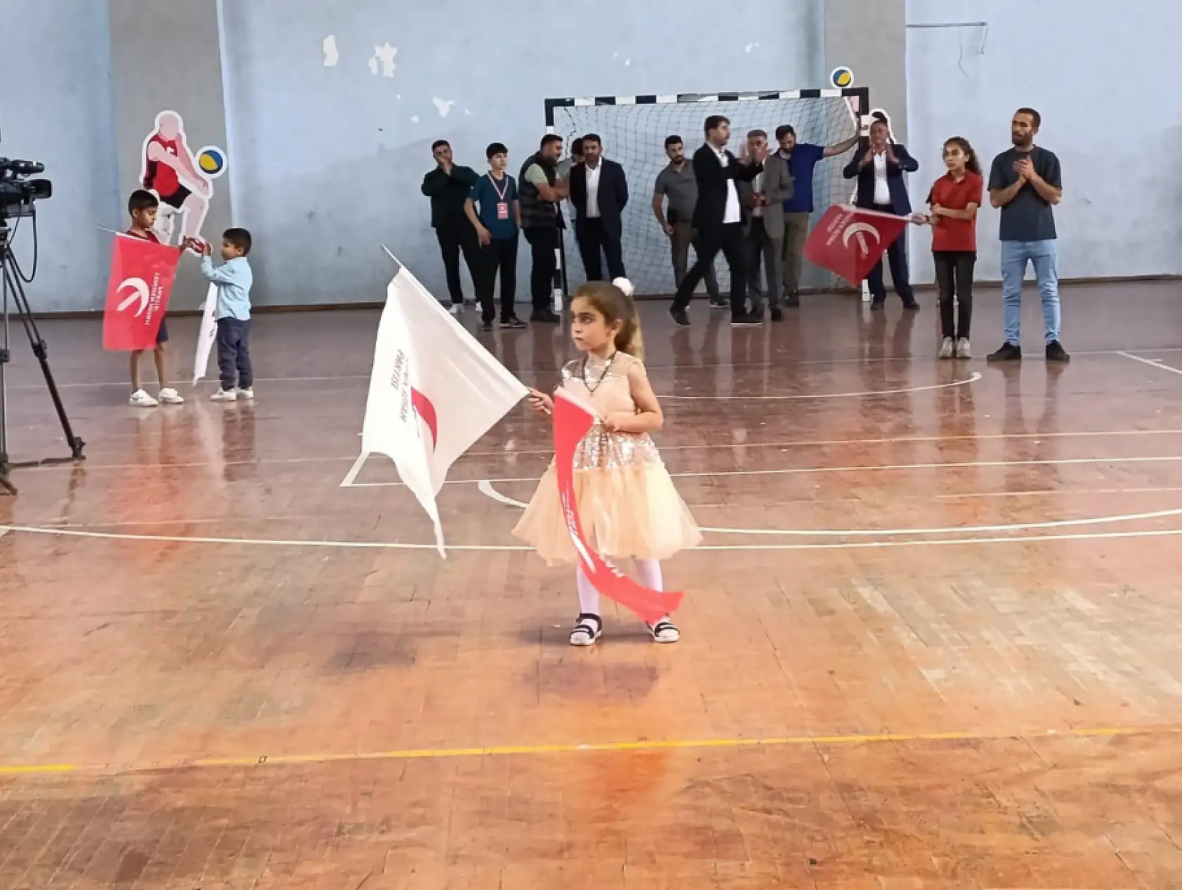 Yeniden Refah Partisi'nden Patnos çıkarması: Erbakan'dan çarpıcı açıklamalar