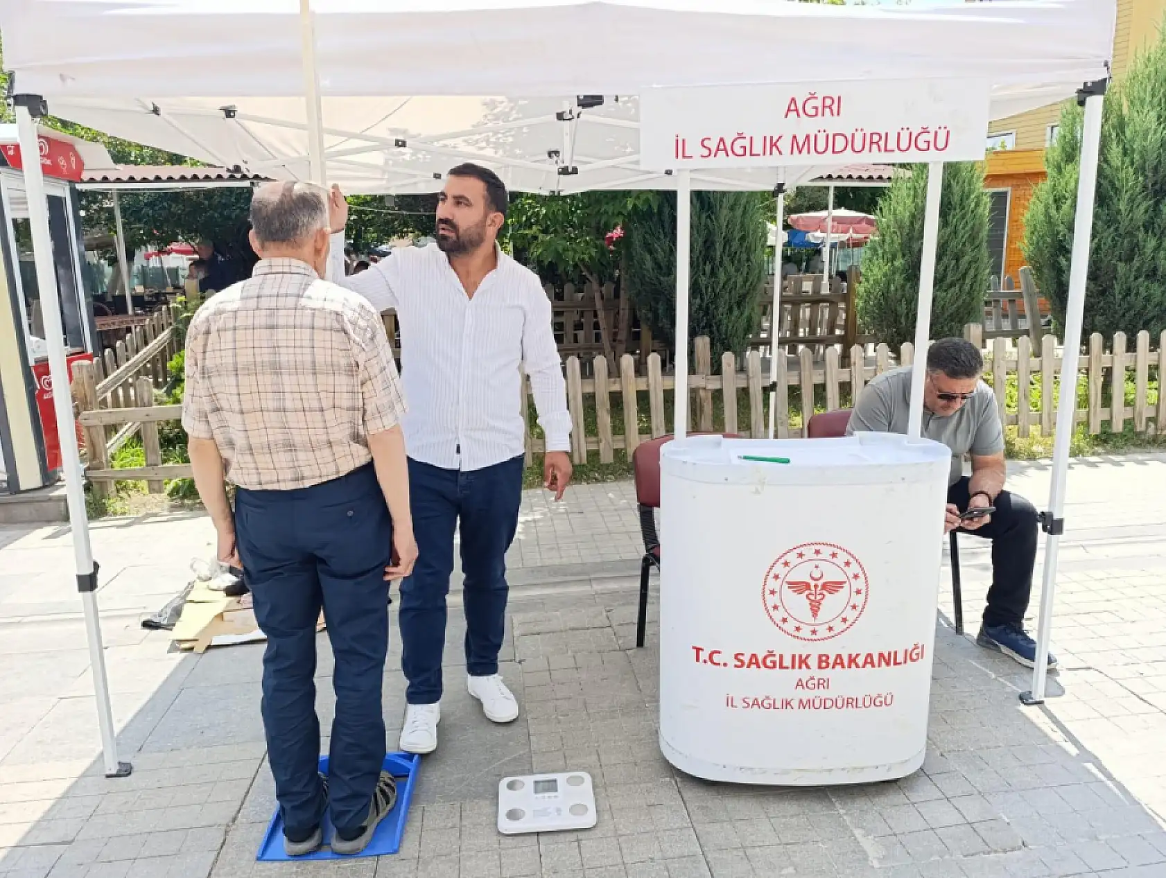 Ağrı'da sağlık taramaları caddelere taşındı