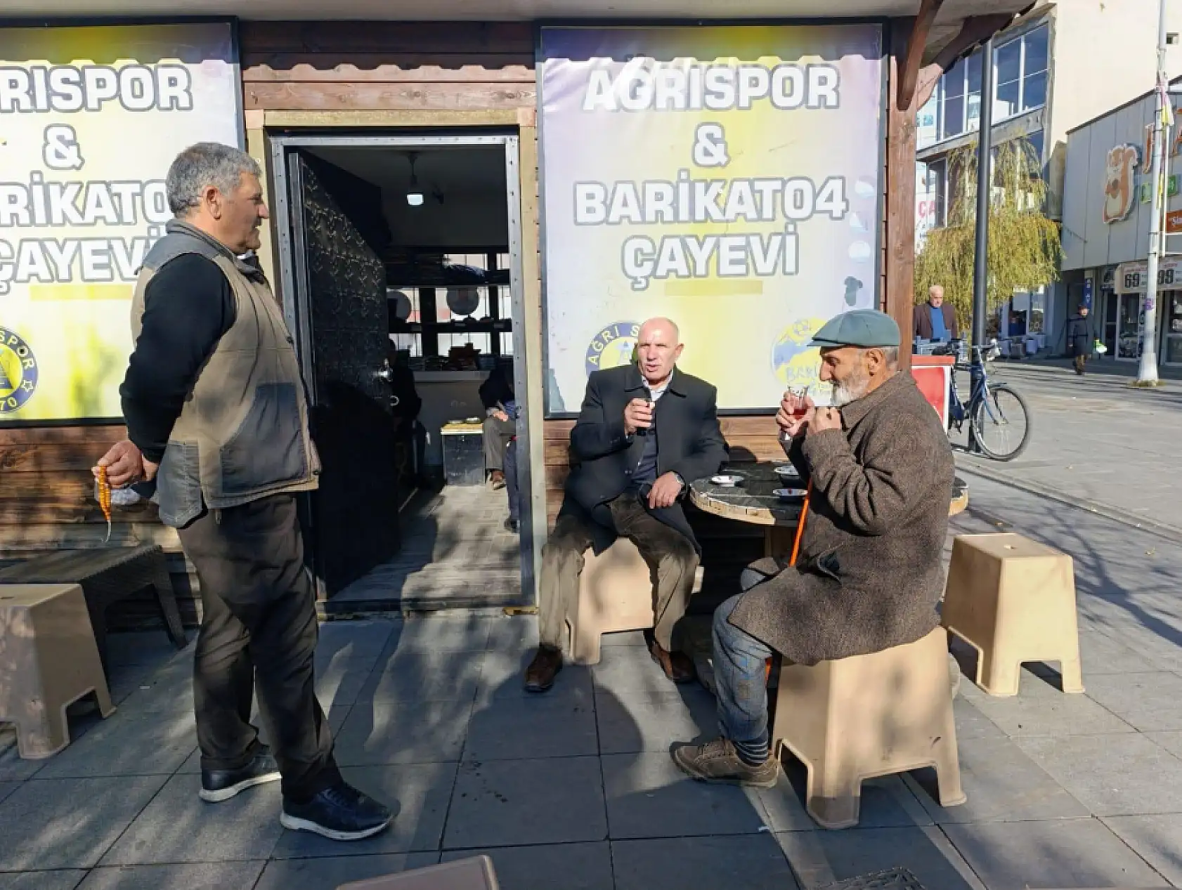 Ağrı'da kar beklentisi yerini güneşli havaya bıraktı