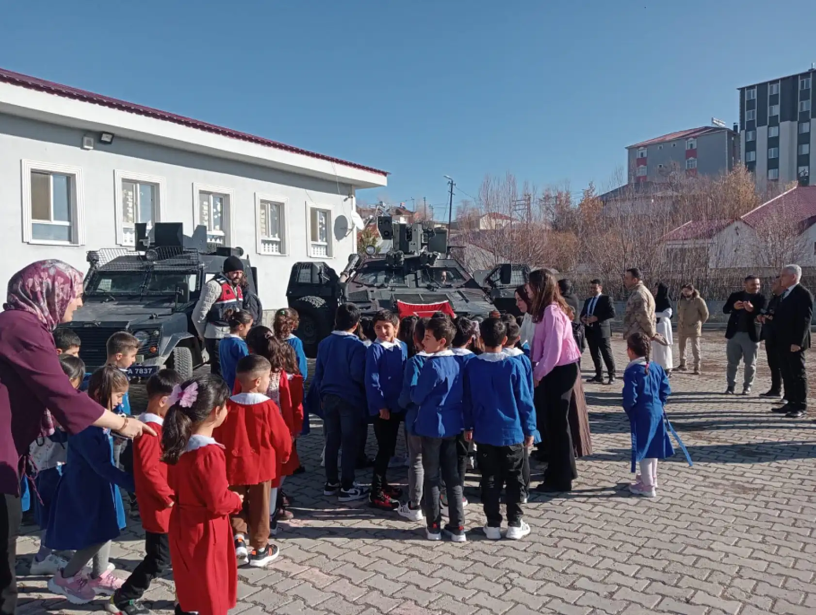 Tutum, Yatırım ve Türk Malları Haftası Tutak'ta teknoloji fuarına dönüştü
