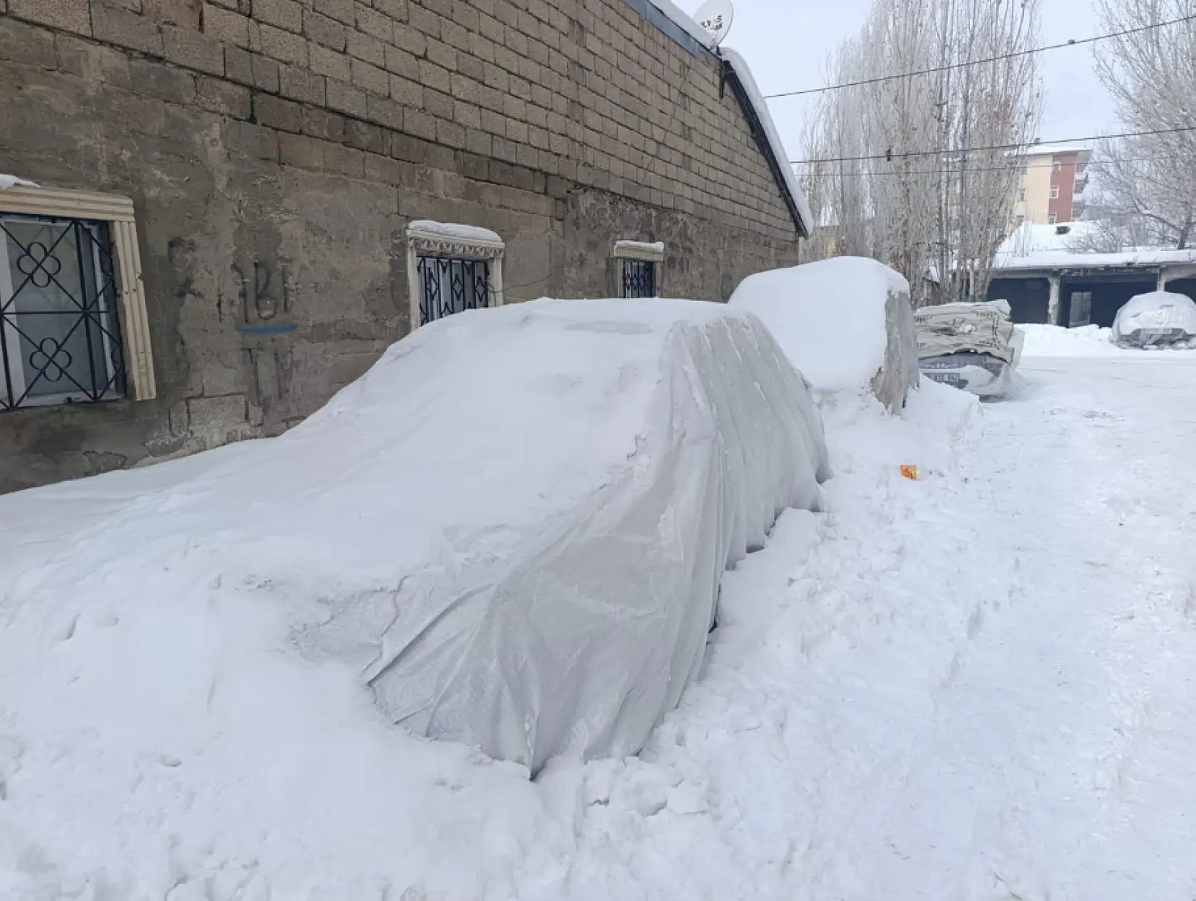 Eksi dereceler Ağrı'da günlük yaşamı zorlaştırıyor