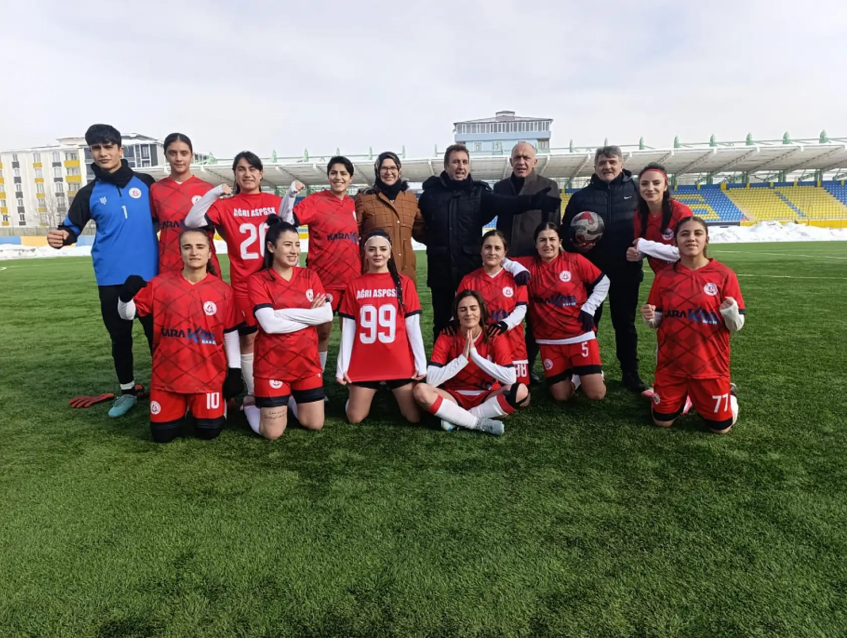 Altın kızlar evinde rakibine şans tanımadı