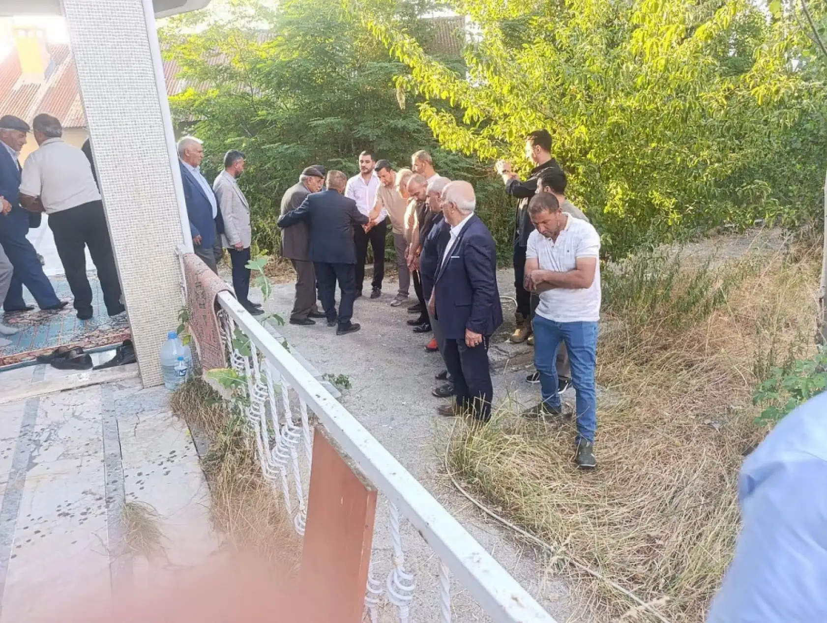 Ağrı'da iki aile arasında başlayan husumet büyümeden barışla sonuçlandı
