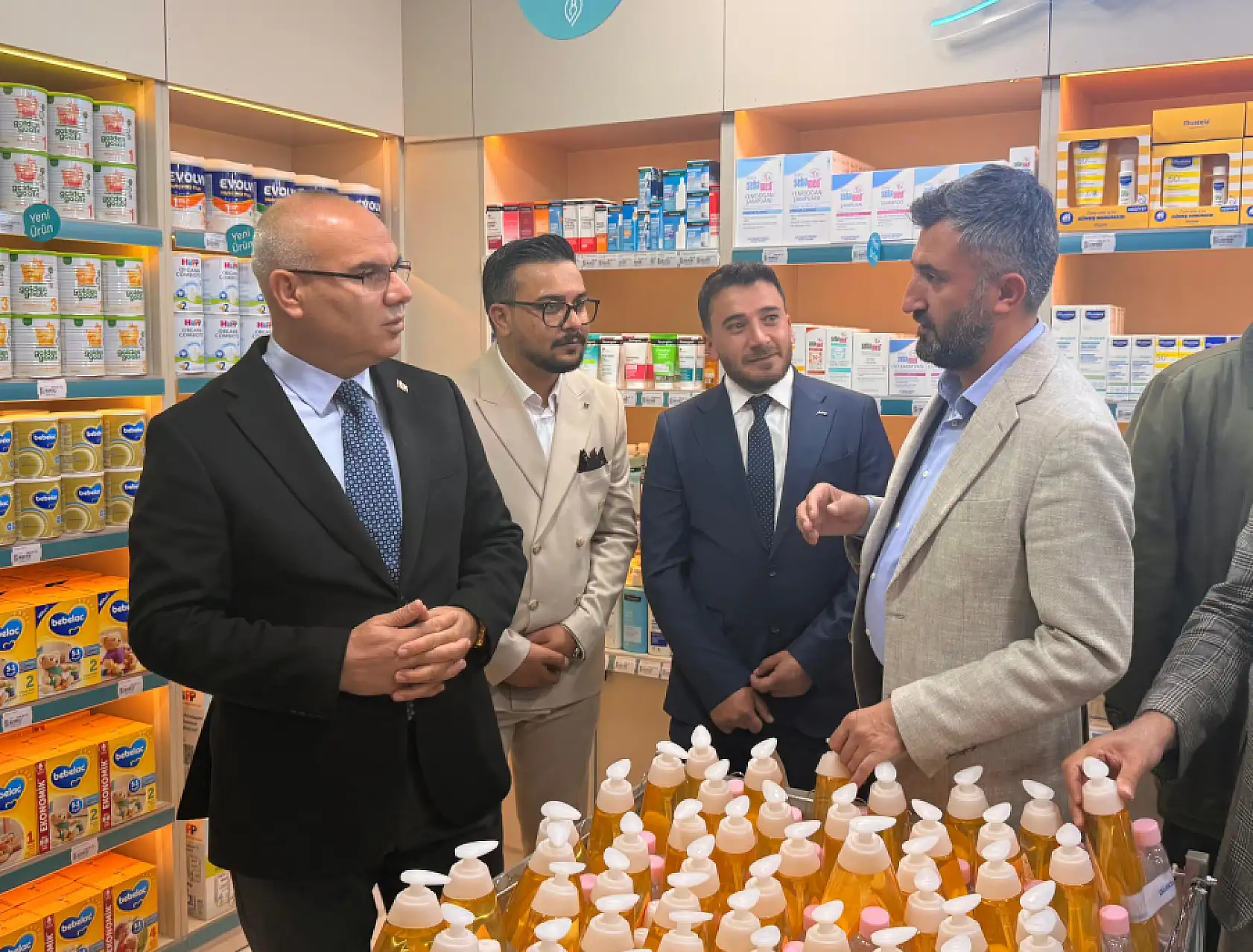 Vali Koç'un katılımıyla Ağrı'da ilk anne ve bebek mağazası açıldı