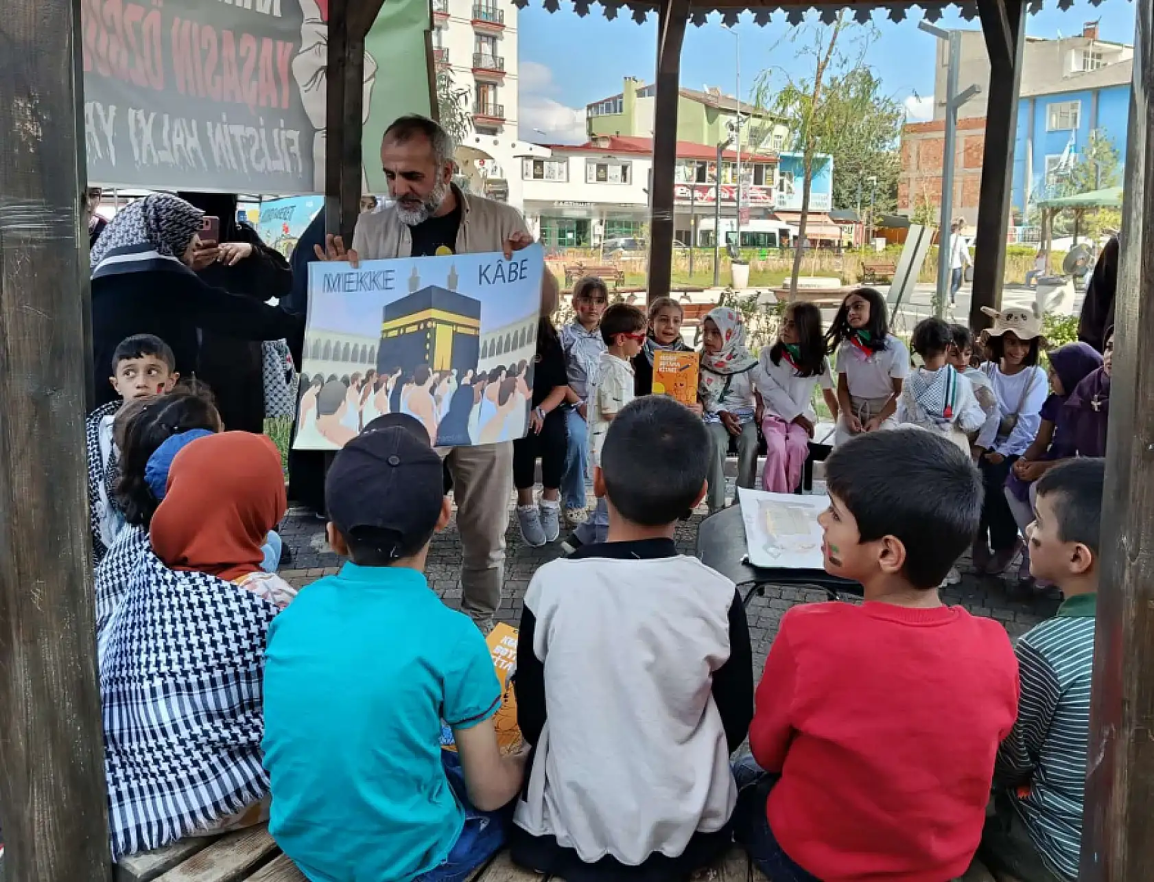 Doğubayazıt'ta Gazze ve Filistin dramını anlatan farkındalık etkinliği düzenlendi