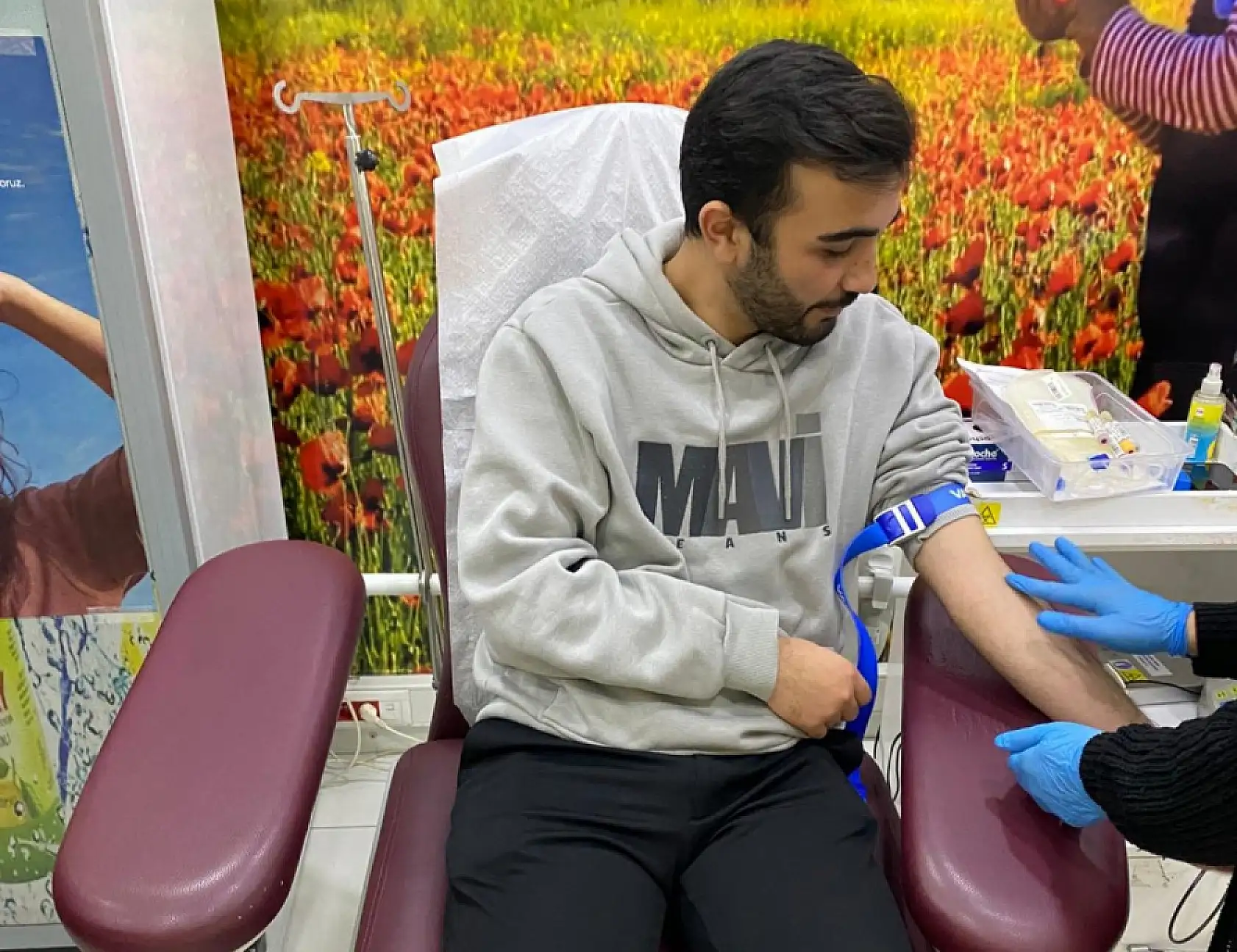 AK Parti Ağrı teşkilatından Kızılay'a kan bağışı desteği