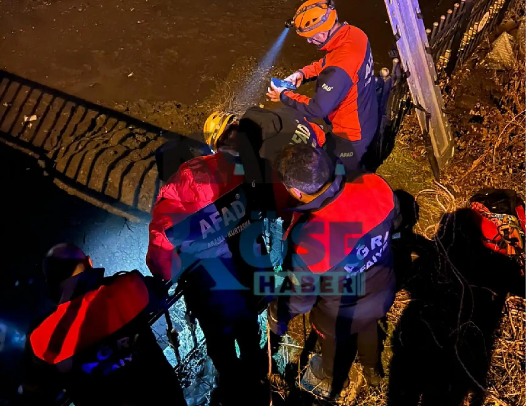 Ağrı'da önce dövdüler sonra köprüden aşağı attılar