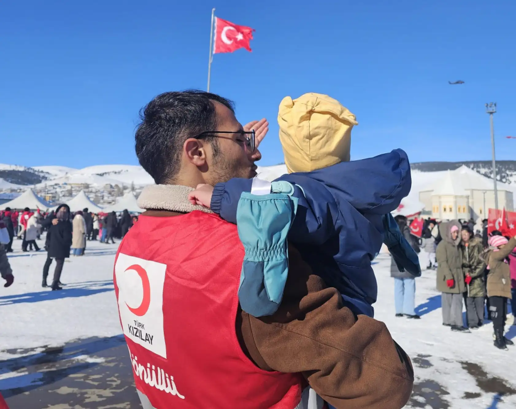 Ağrılı gönüllüler Sarıkamış şehitleri için yürüdü