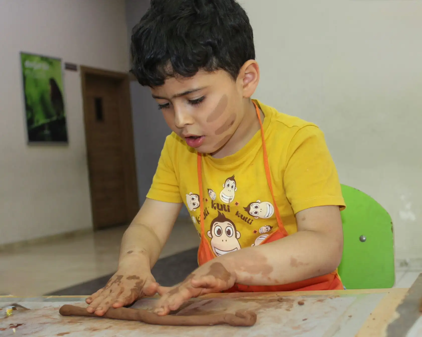 Ağrı Doğa Koleji öğrencileri, çömlek sanatıyla geleneksel kültürü tanıdı