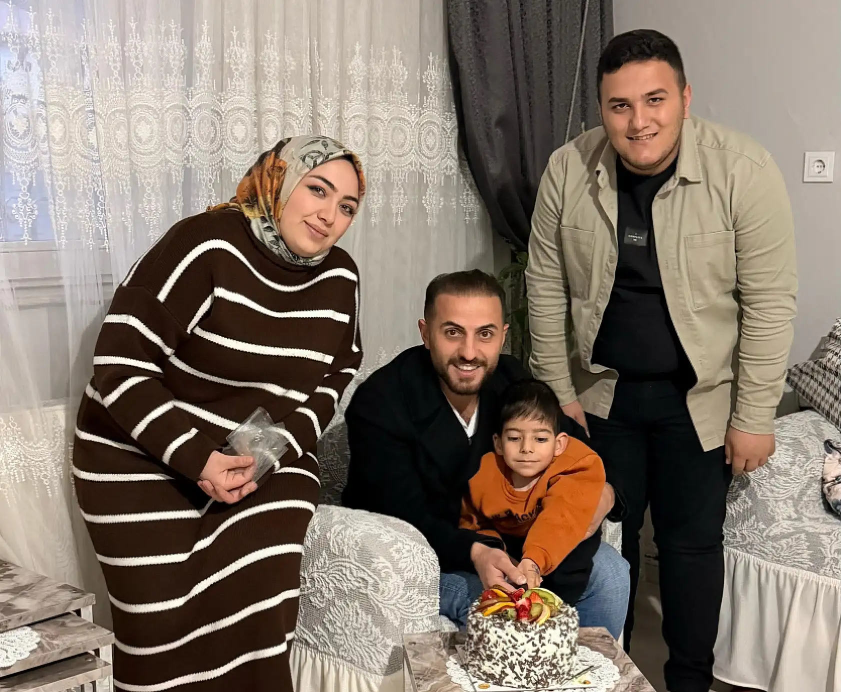 Polis olmayı hayal eden Ali Asaf'a TÜGVA Ağrı'dan sürpriz