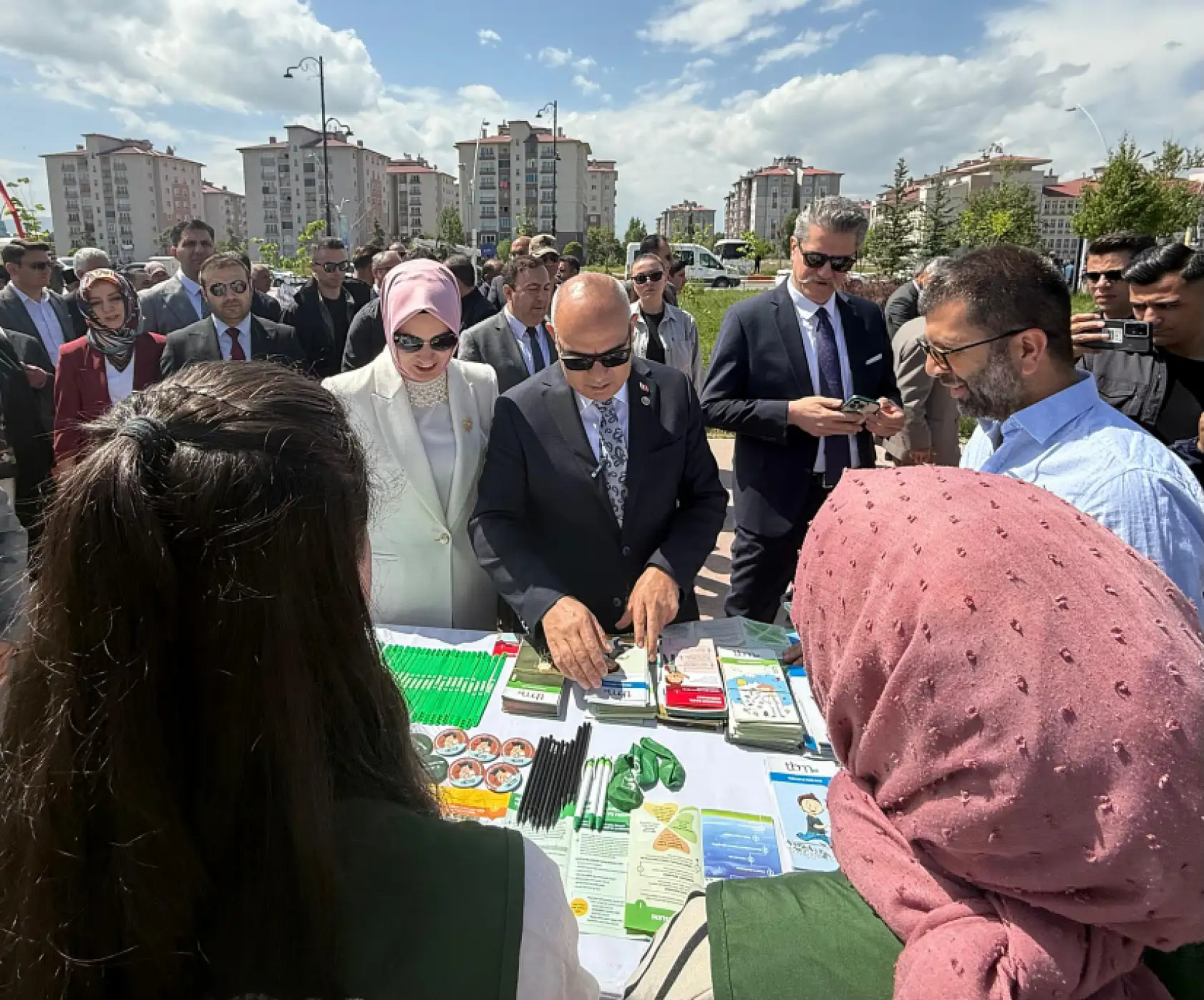 Ağrı Aile Festivali'nde dilekler, çocukların geleceği için yazıldı