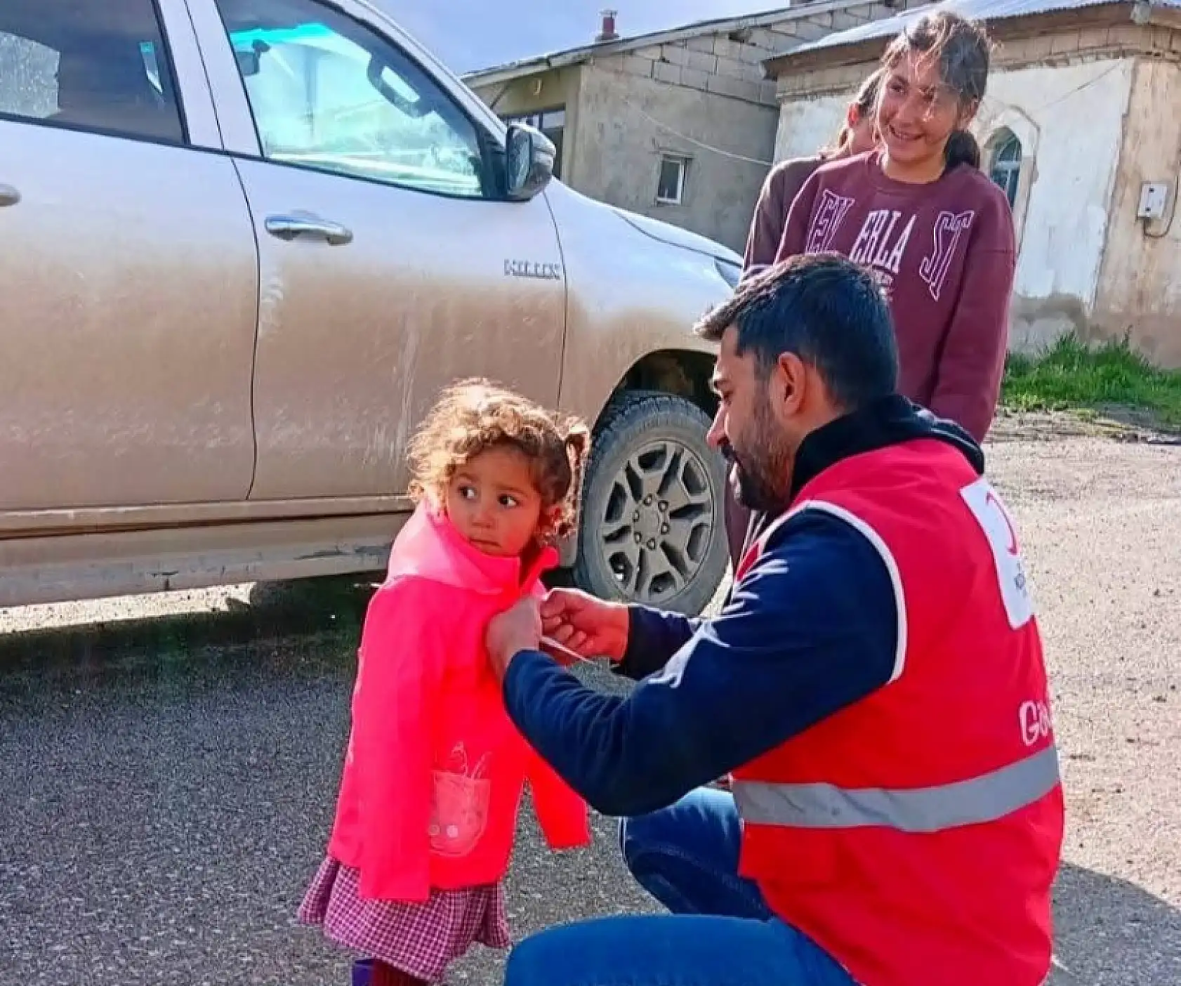 Tüm emek kurban bayramı öncesi çocukları sevindirmek için