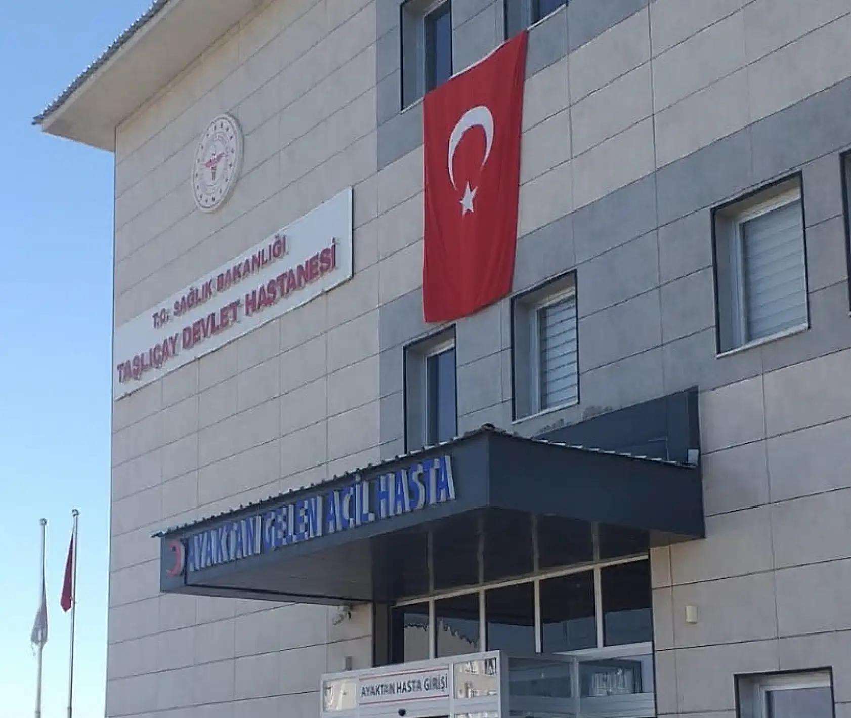 Bayrak çağrısına Taşlıçay'dan gönülden destek geldi