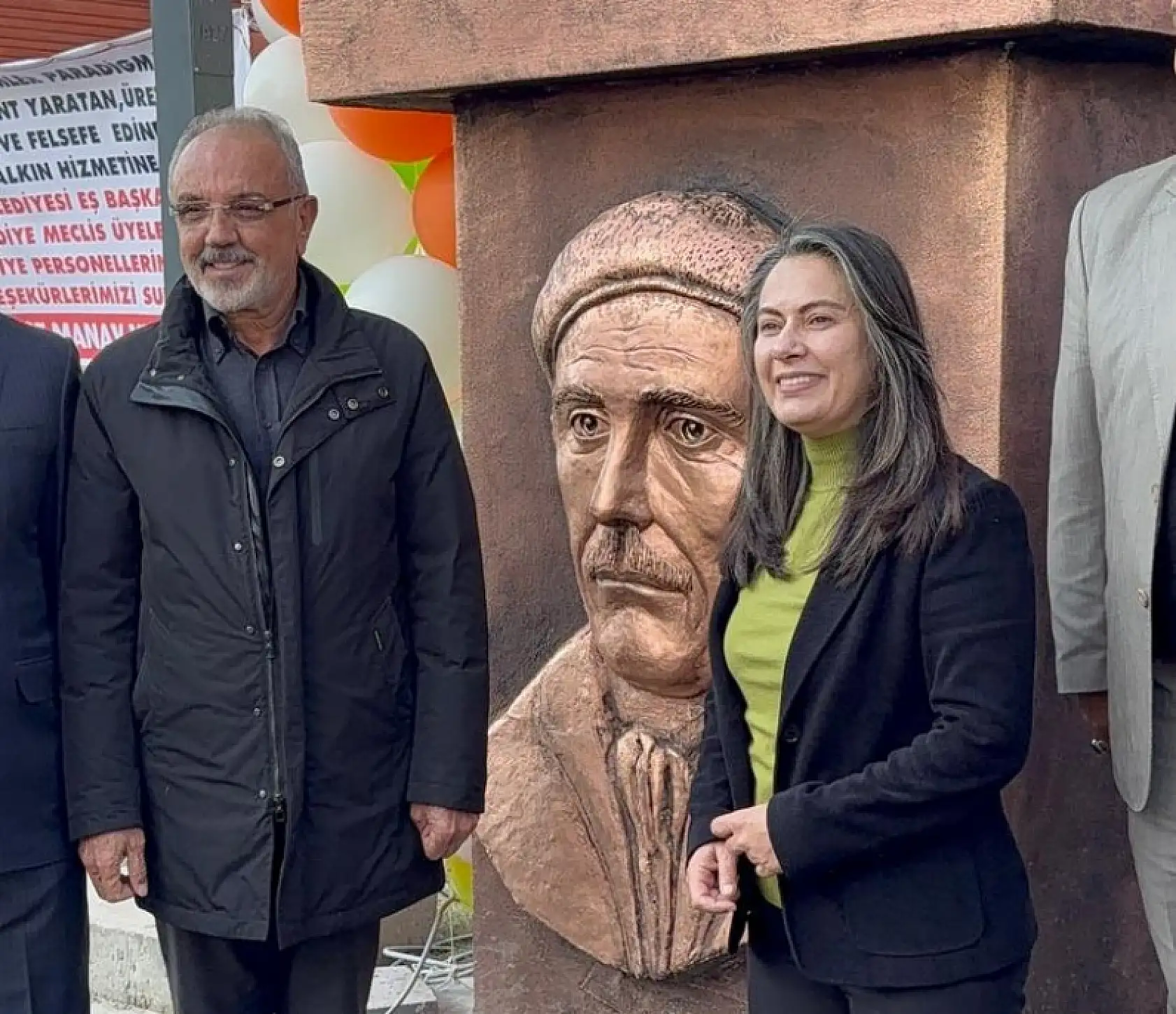 Şehrin yeni yaşam merkezi Ağrı Kent Meydanı halkla buluştu