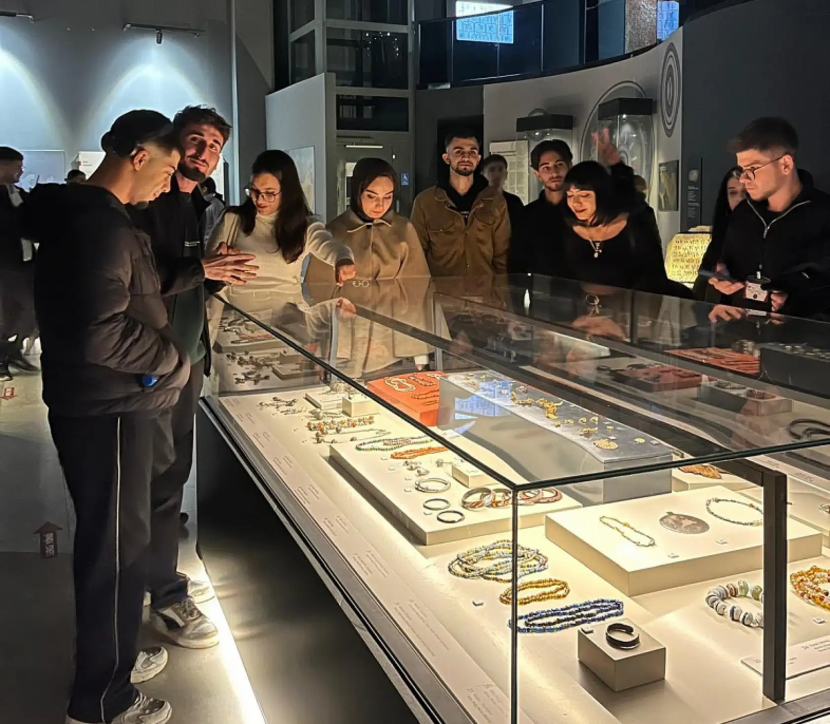 Ağrı İbrahim Çeçen Üniversitesi öğrencileri Erzurum'da sanatla buluştu