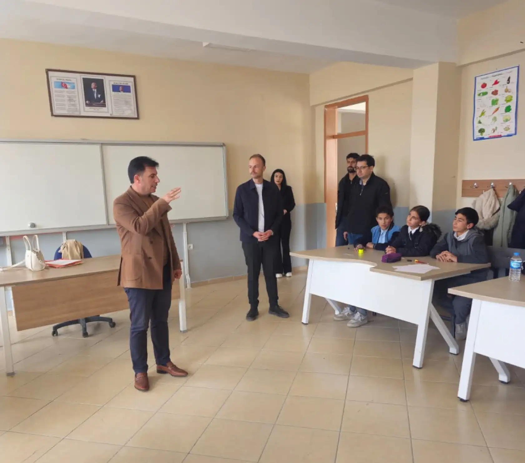 Diyadin'de öğrenciler matematik yarışmasında kıyasıya yarıştı