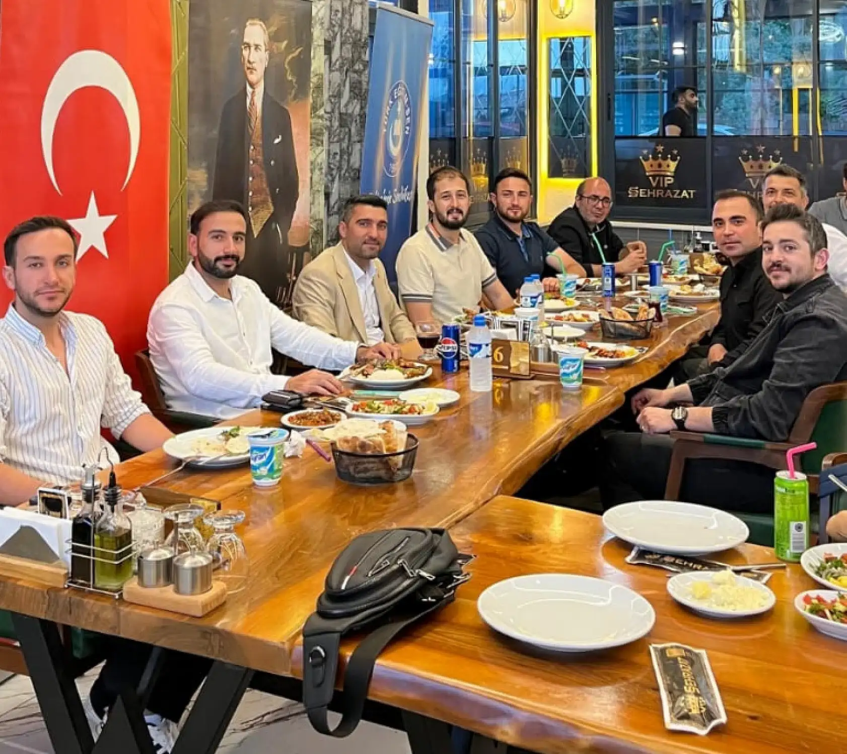 Türk Eğitim-Sen'in yeni başkanı ilk ziyaretini Doğubayazıt'a yaptı