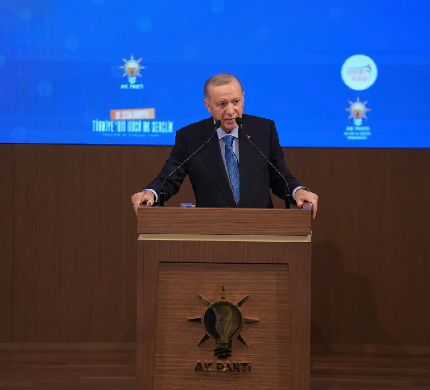 Ağrı'nın gençleri Türkiye'nin en büyük gençlik kampında yer aldı