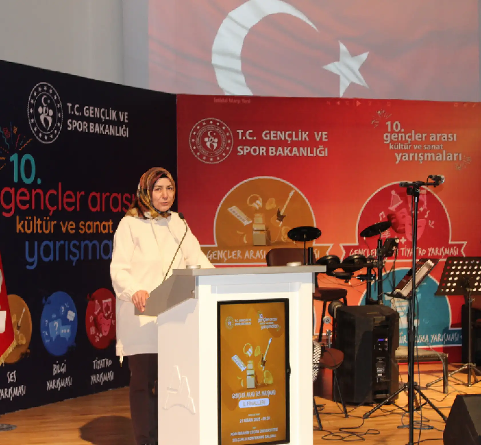 Ağrı'da gençler arası kültür ve sanat yarışmaları başladı